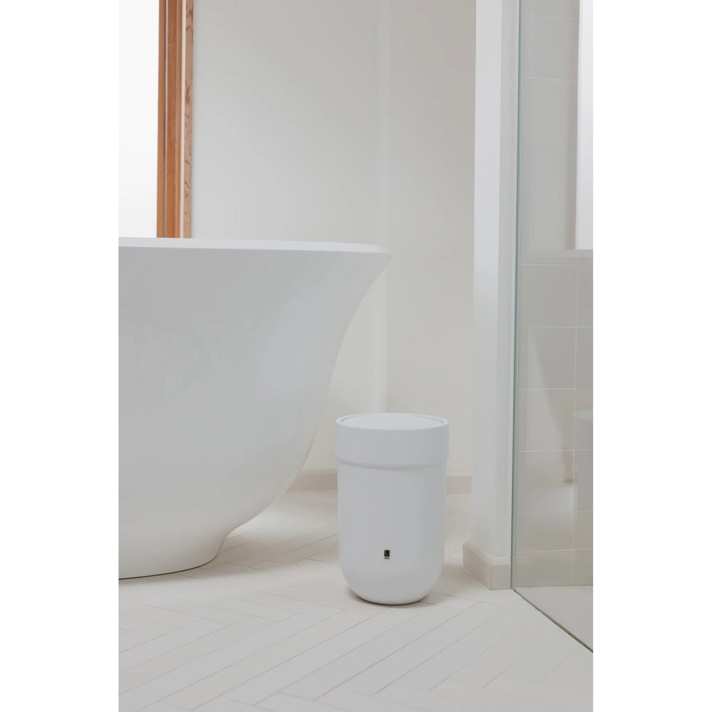 Umbra 1.6 gal Touch Plastic Swing Top Lid Bathroom Trash Can, White