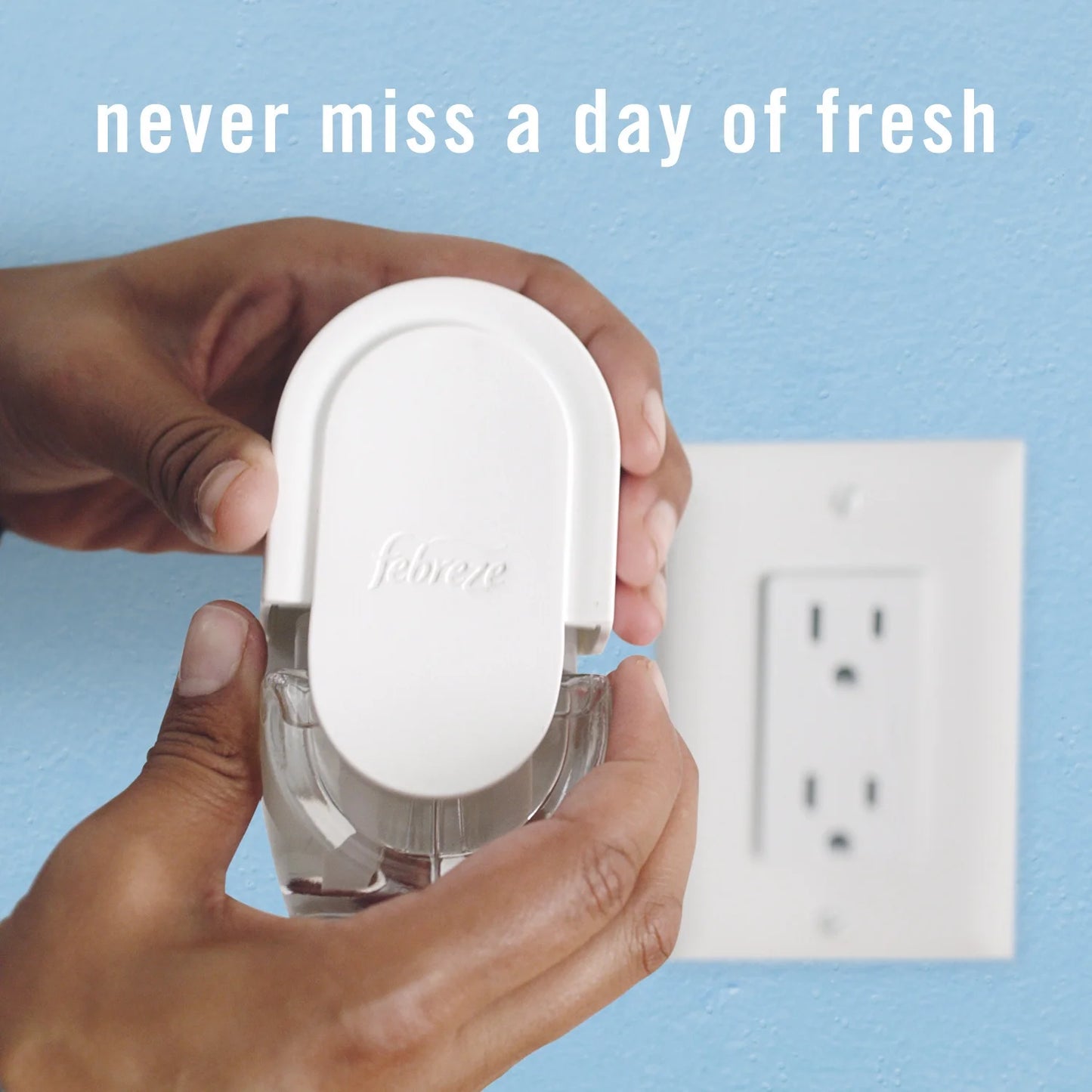 Febreze Plug In Air Freshener, Odor-Fighting Scented Oil Refill, Gain Original, 3 Refills