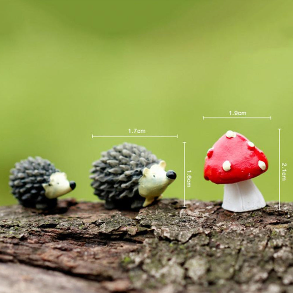 Mini Hedgehog and Mushroom Figurines – Set of 3 Resin Decorations for Terrariums & Fairy Gardens