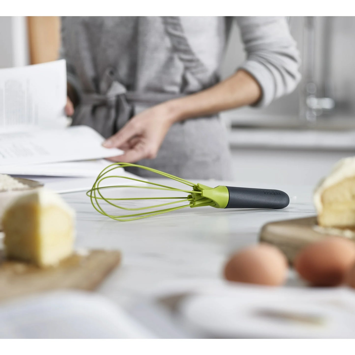 Joseph Joseph Twist Whisk 2-In-1 Collapsible Balloon and Flat Whisk Silicone Coated Steel Wire