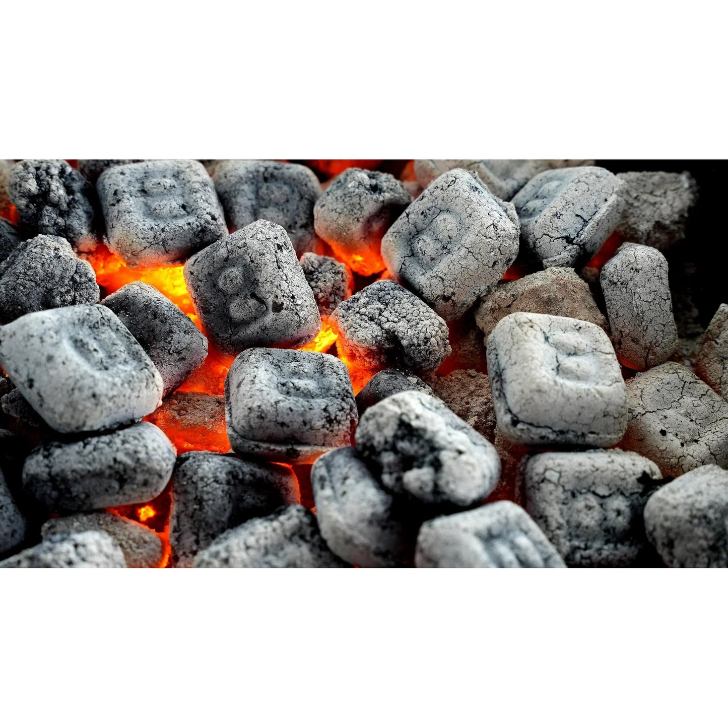 B&B Charcoal 17.6 Pounds Oak Charcoal Briquets