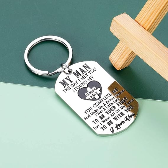 "My Man ❤️" Stainless Steel Dog Tag Keychain – Gift for Husband or Boyfriend