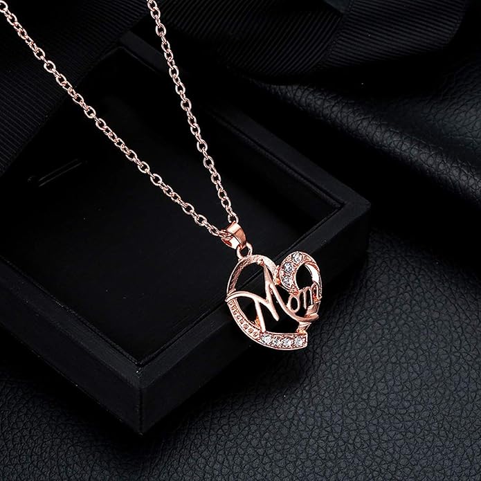 Elegant “Mom” Love Pendant Necklace – Sparkling Rhinestone Heart, Alloy Chain – Perfect Gift for Mother’s Day, Birthdays & More
