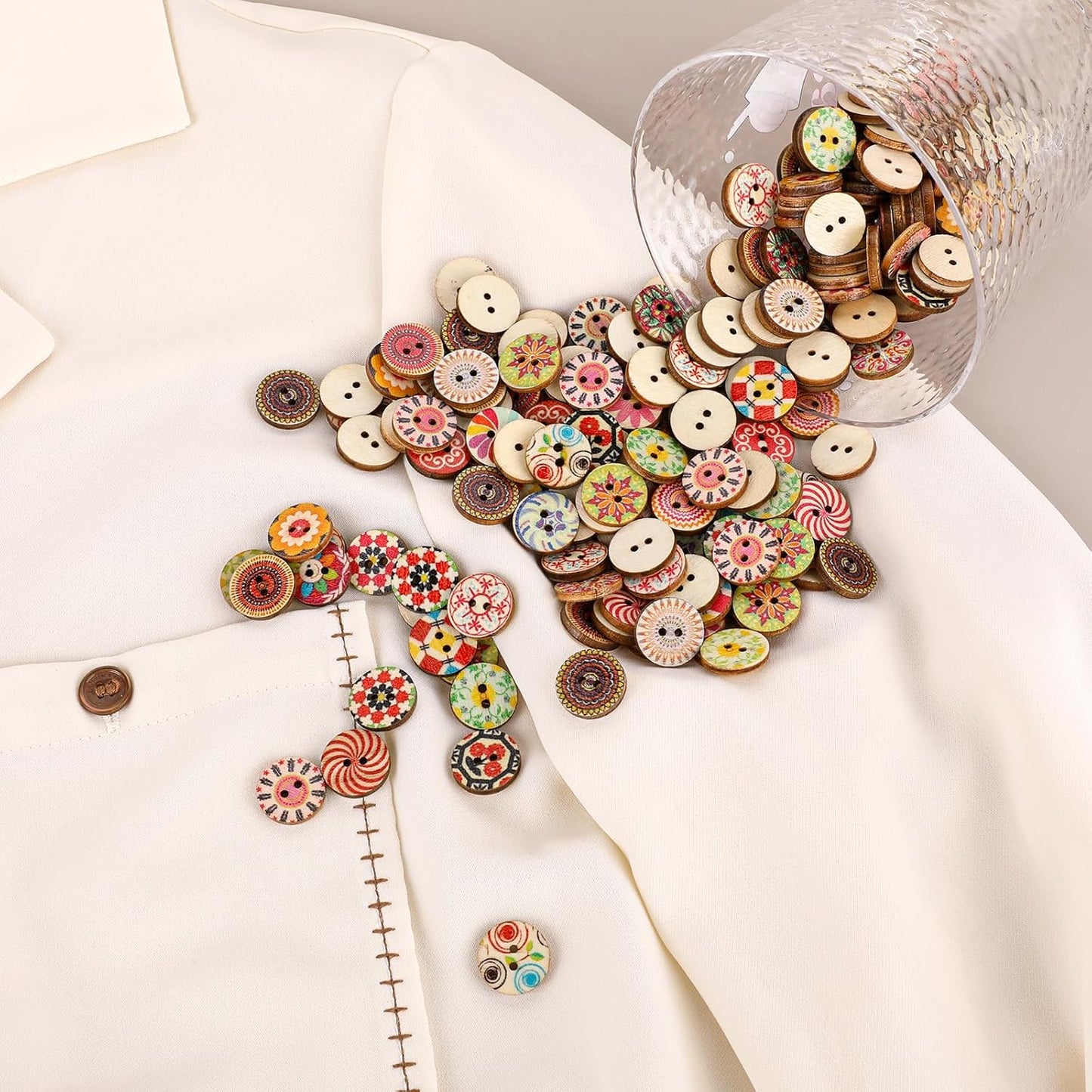 🌼 100pcs 25mm Boho Flower Wooden Buttons – 2-Hole Mixed Designs for Sewing, Scrapbooking & DIY Crafts