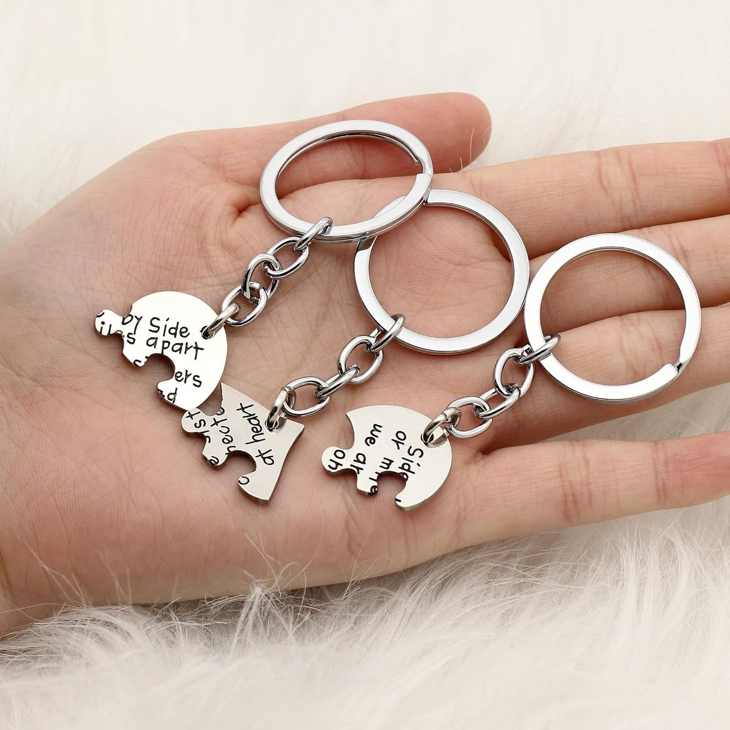 Sister Keychain Set of 3 – Broken Heart Family Gift “Side by Side, Close at Heart”