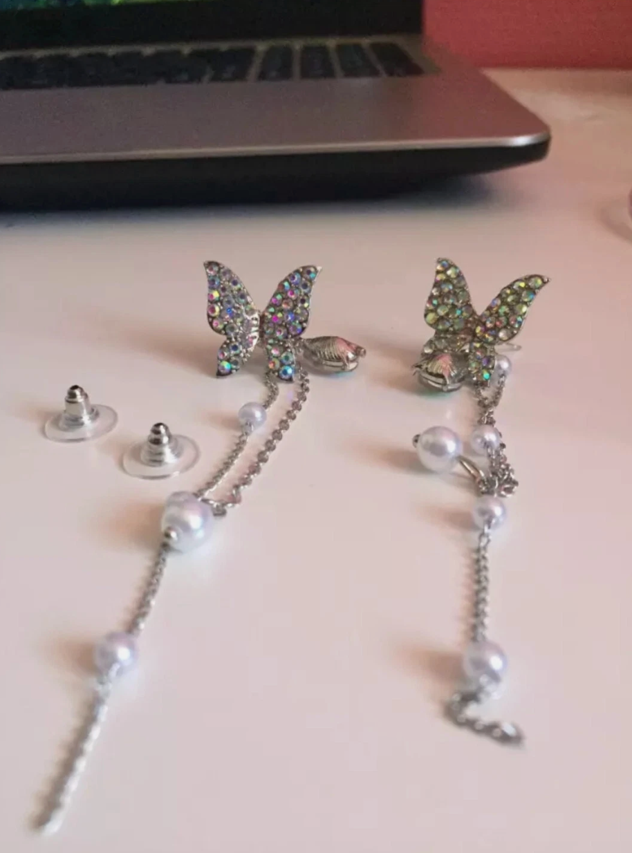 π¦ Colorful Rhinestone Butterfly Tassel Earrings β Water Drop Design