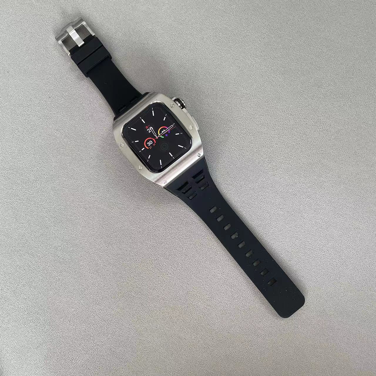 🖤 Black 45mm Luxury Silicone Strap & Case for Apple Watch Series 7/8