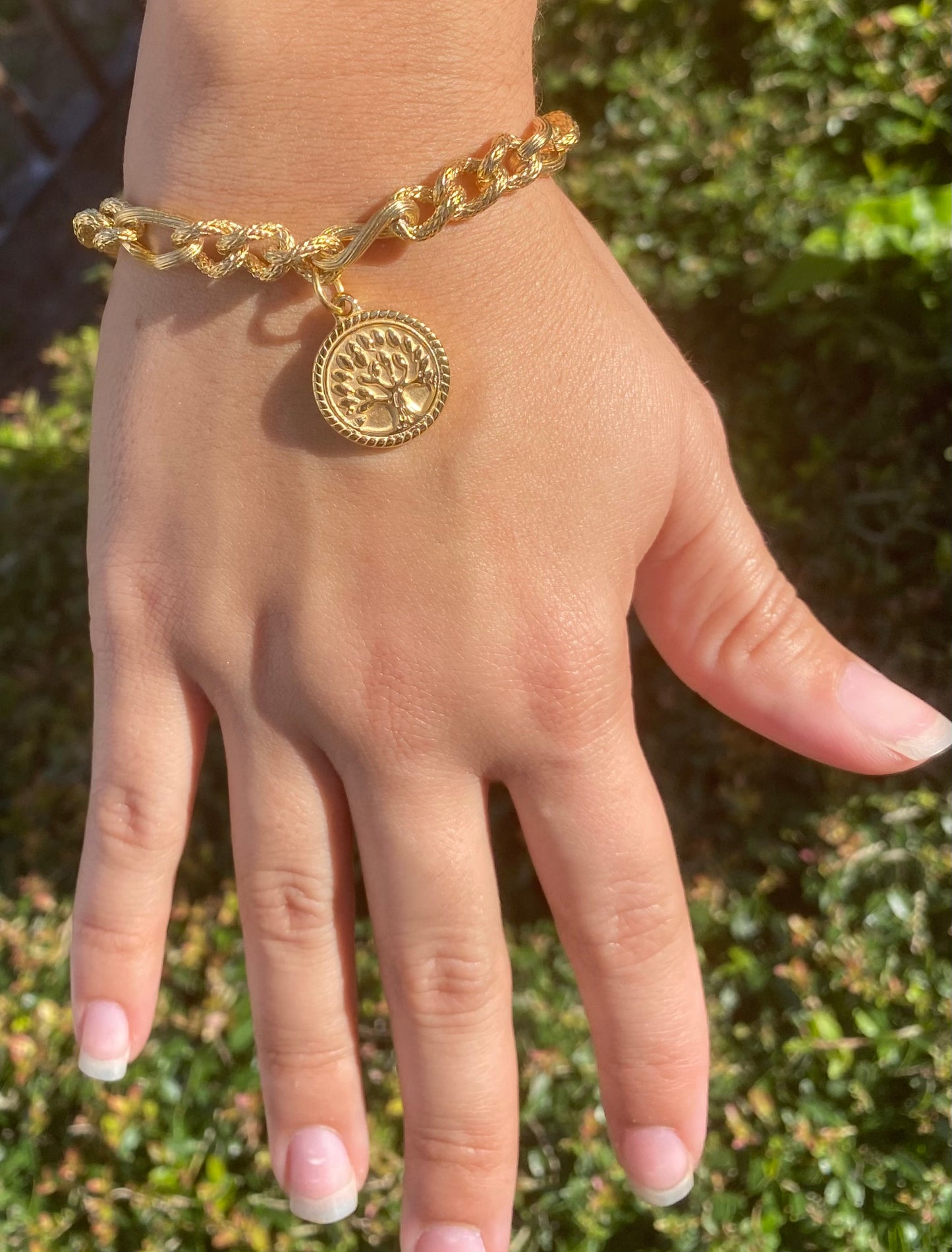 Stainless Steel Tree of Life Bracelet – Round Tag Charm Jewelry for Women