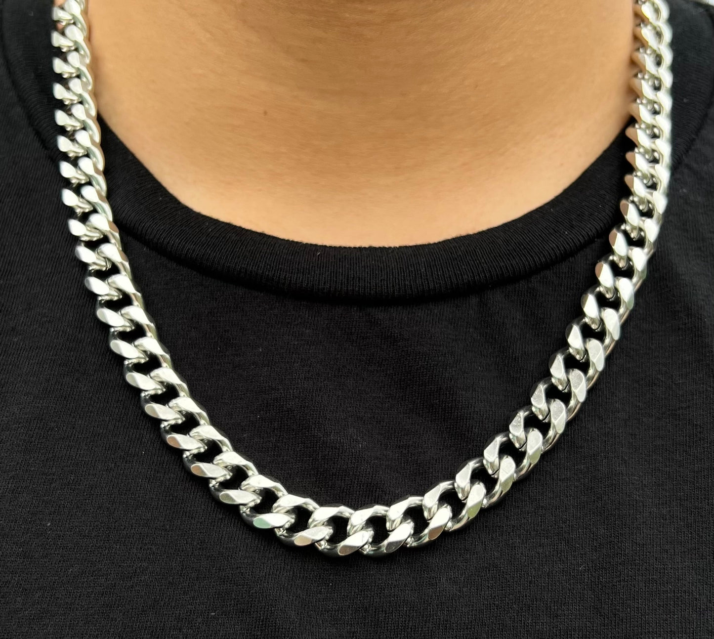 11mm Silver Curb Chain Necklace – 22" Stainless Steel Heavy Link for Men & Unisex Wear