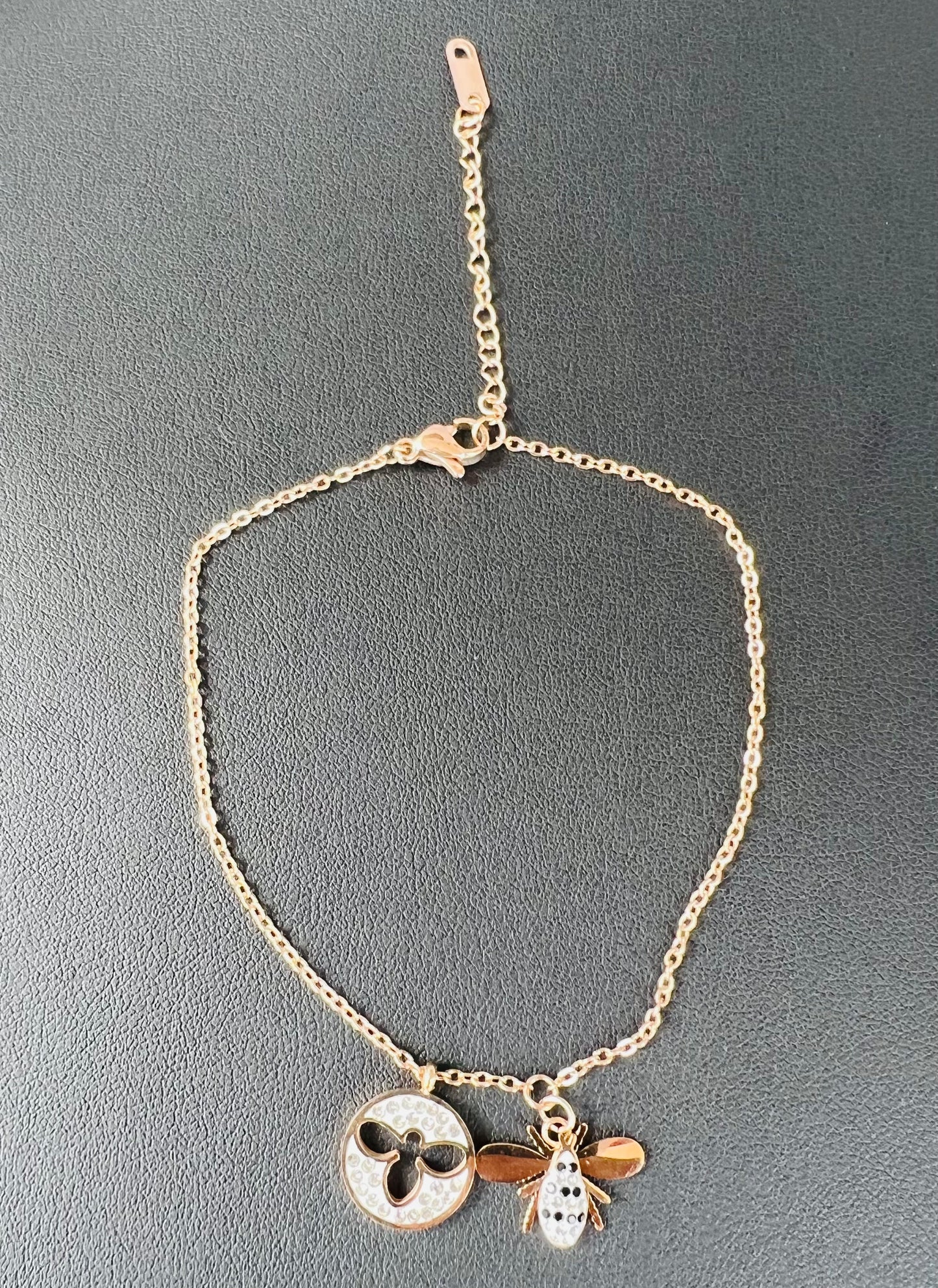 Diamond Bee Anklet – Titanium Steel Jewelry