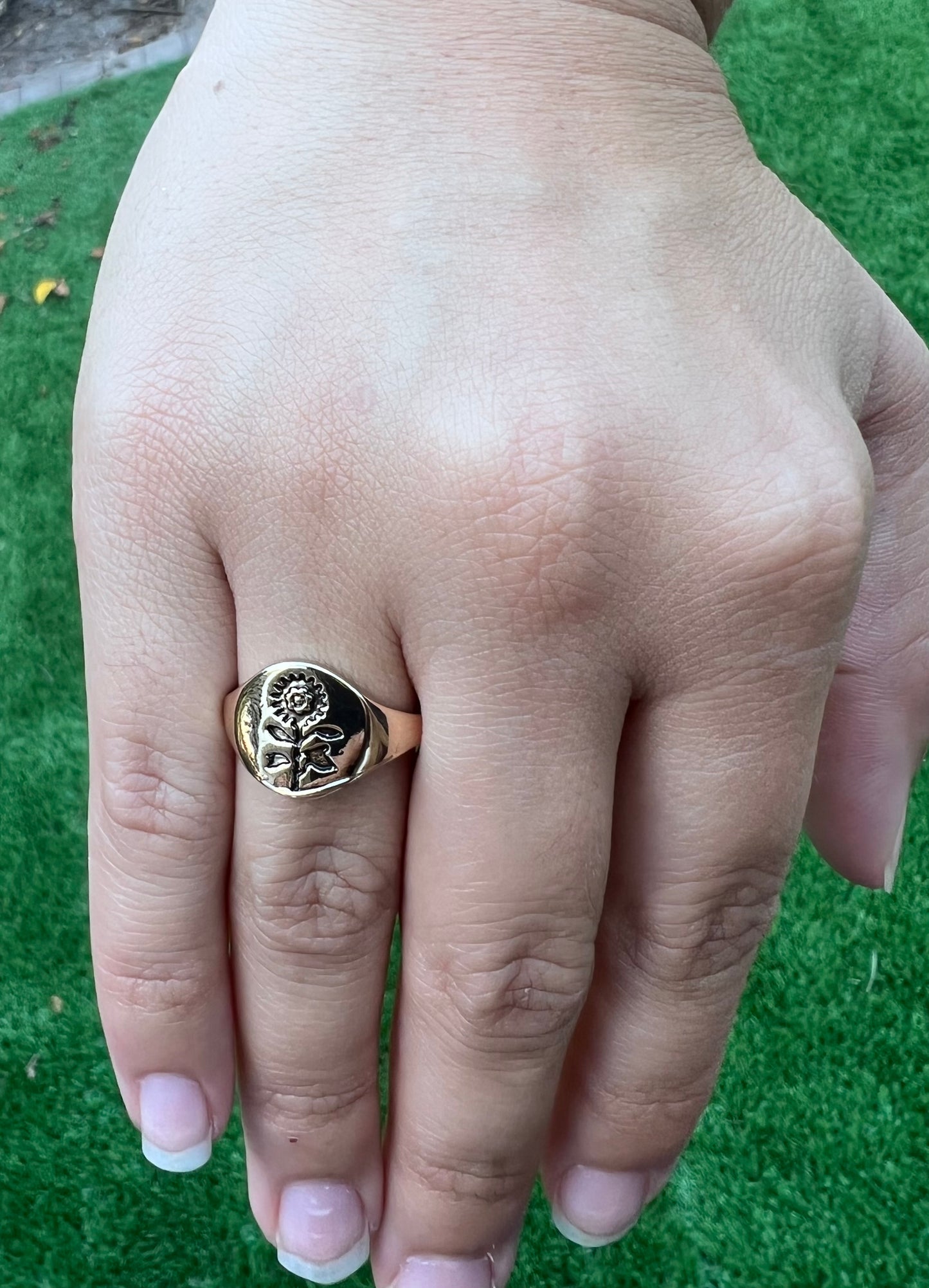 14k gold sunflower ring Size 7