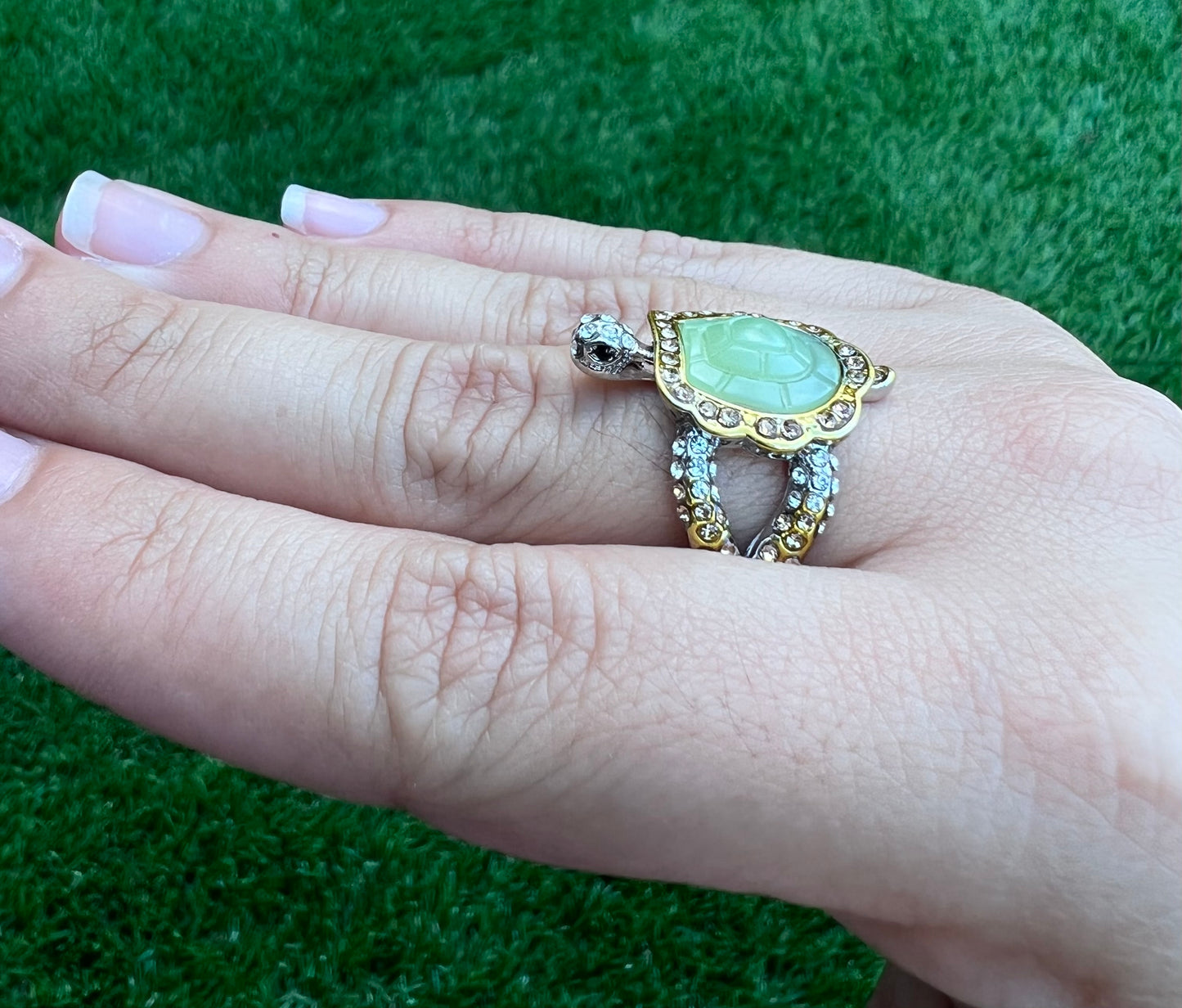 WHOLESALE! RARE Sea Turtle SIlver Emerald SPRING SUMMER Engage Ring Jewelry