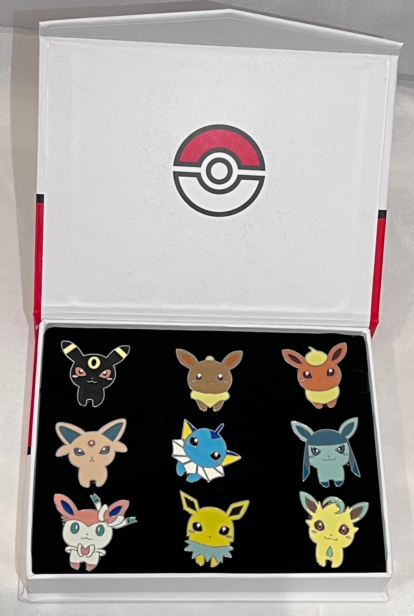 🎖️ Pokémon Gym Badge Set – Kanto, Johto, Hoenn, Sinnoh, Unova, Kalos (6 Variants)