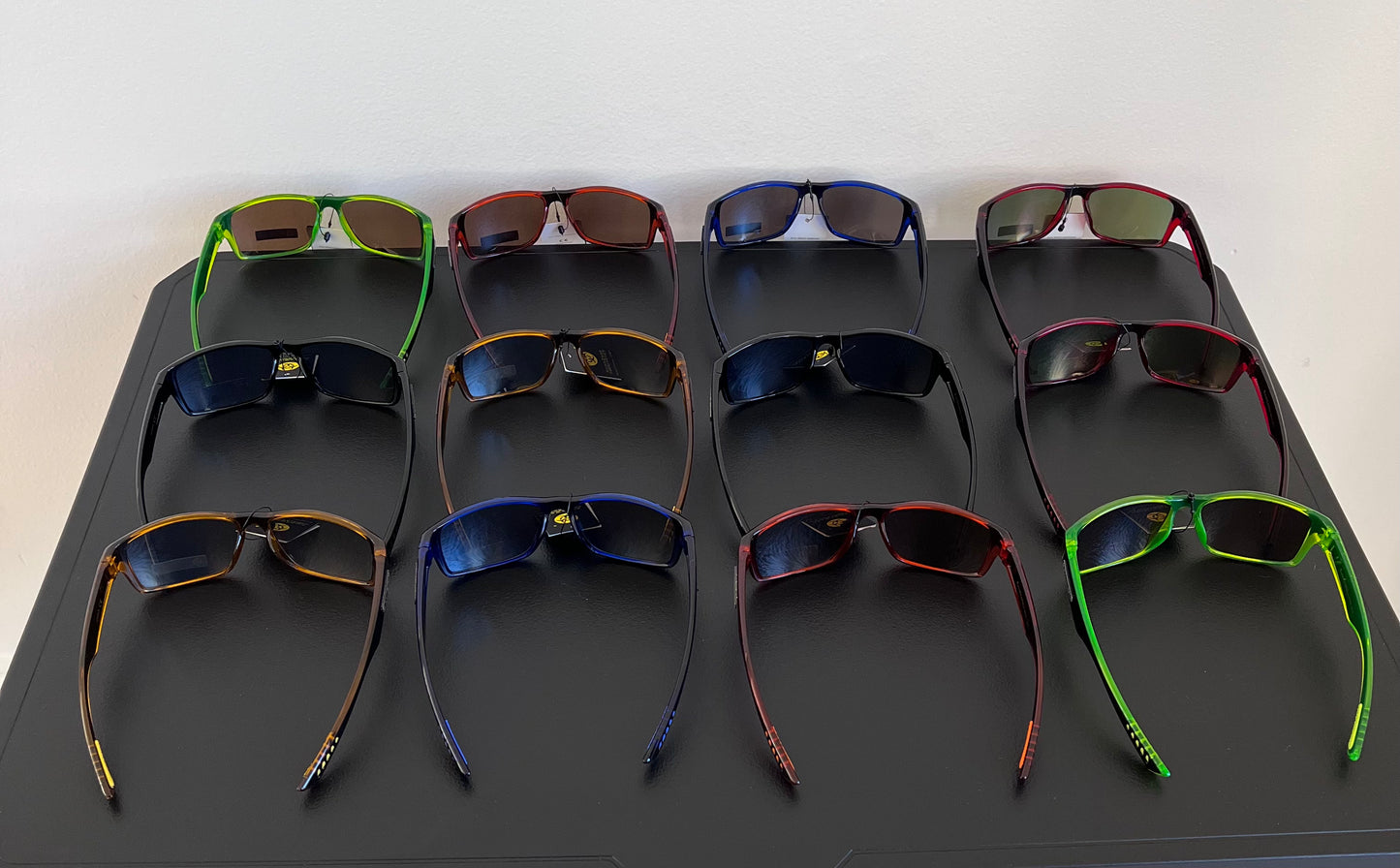 UV400 Retro Square Sunglasses – Unisex, Random Colors
