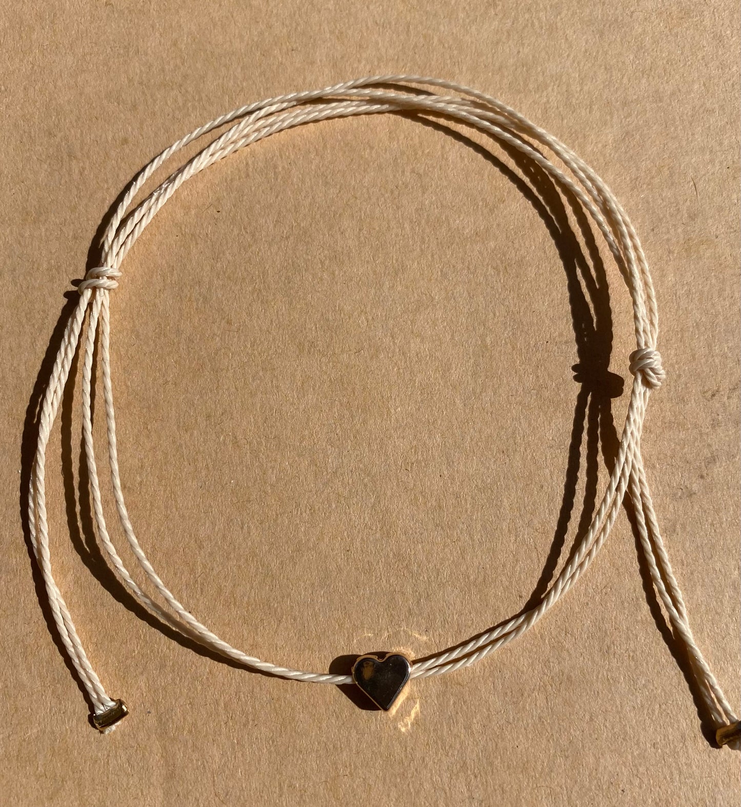 ❤️ Simple Rope Heart Bracelet – Elegant Love Design for Women