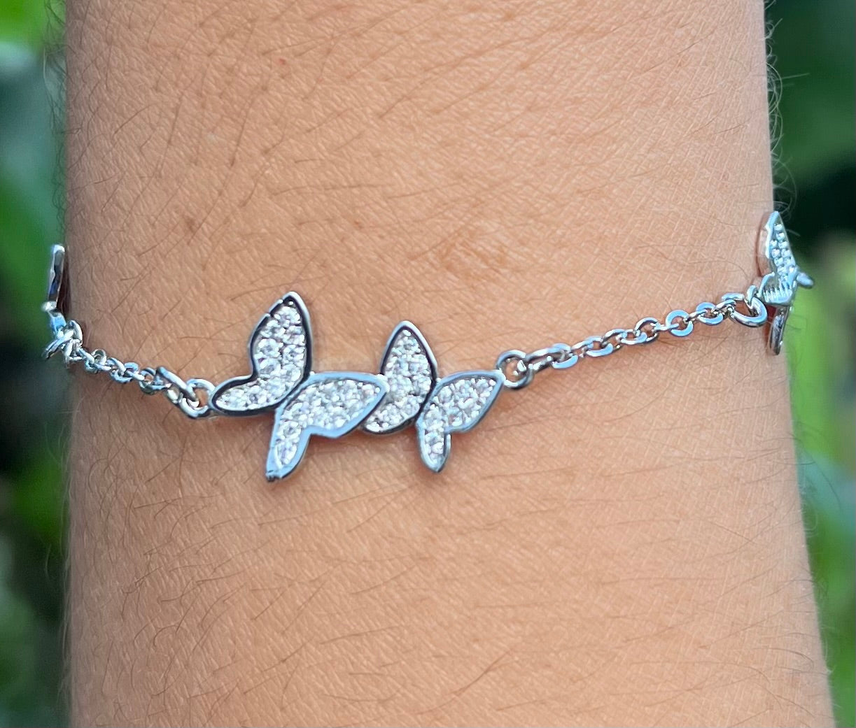 π¦ NEW! Butterfly Charm Pan Style Bracelet β Elegant & Trendy Gift for Women