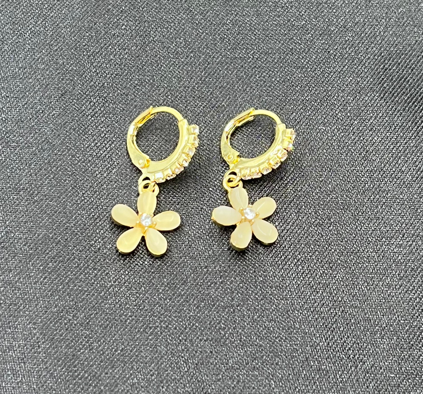 πΈ Korean Opal Flower Gold-Plated Earrings β Diamond Accent Ear Buckle