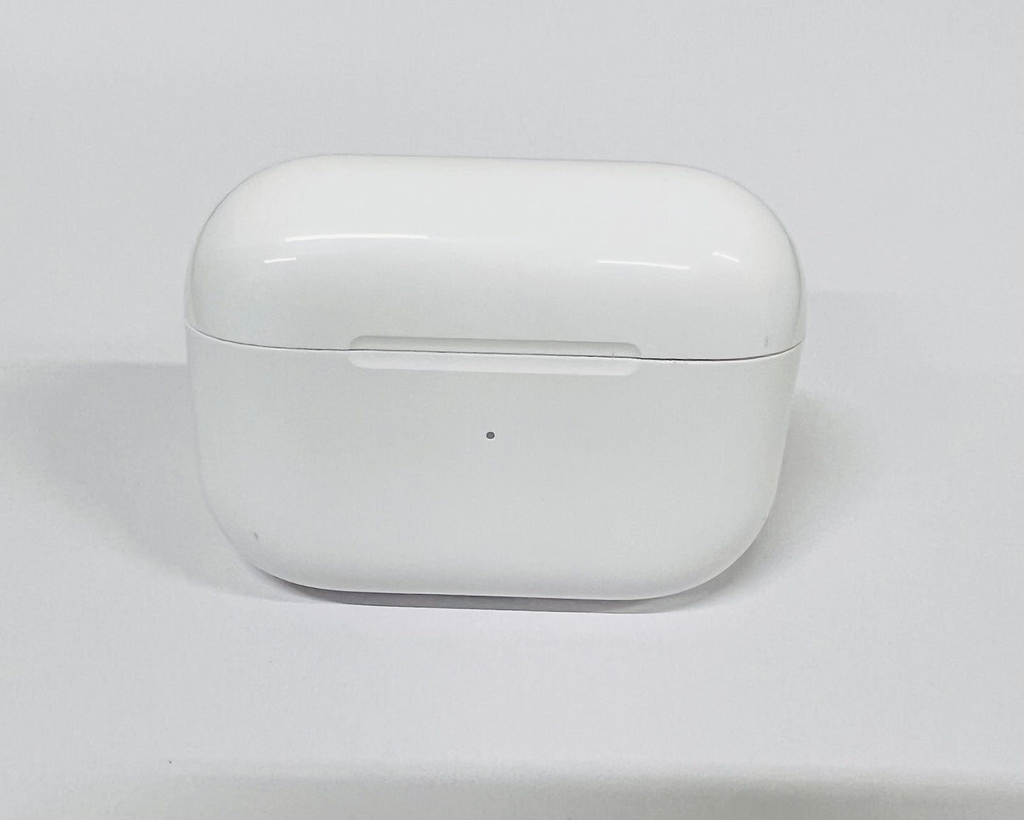 Generic Wireless Earbuds – Bluetooth 5.0, Noise Cancelling, Touch Control, for iPhone & Android (White)