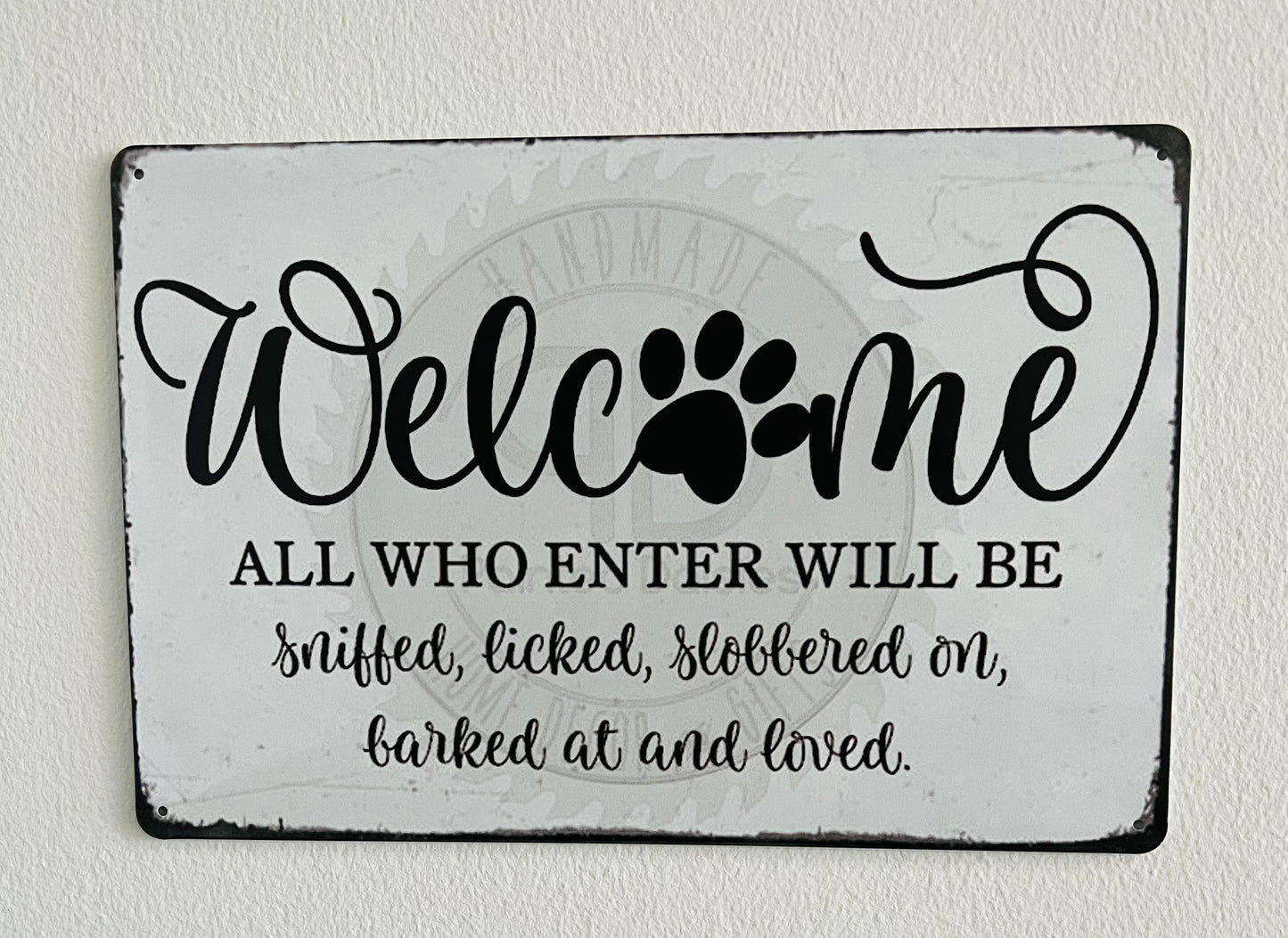 Metal Welcome Dog Sign 8x12in