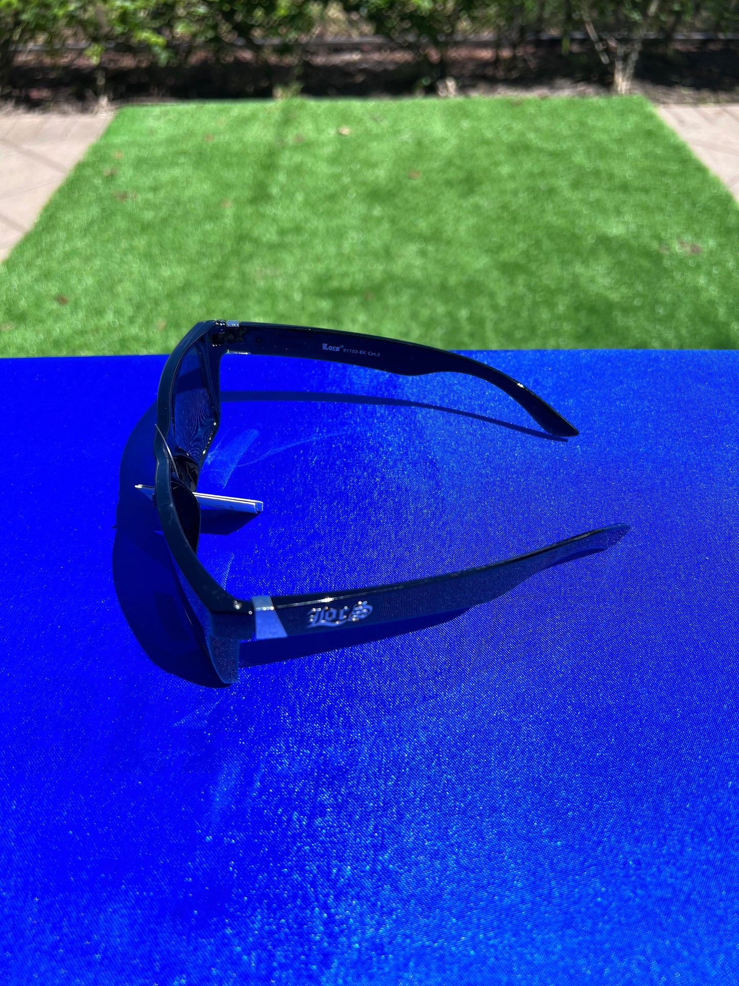 Men’s UV400 Black Retro Sunglasses – Classic Square Frame, Unisex Sun Protection