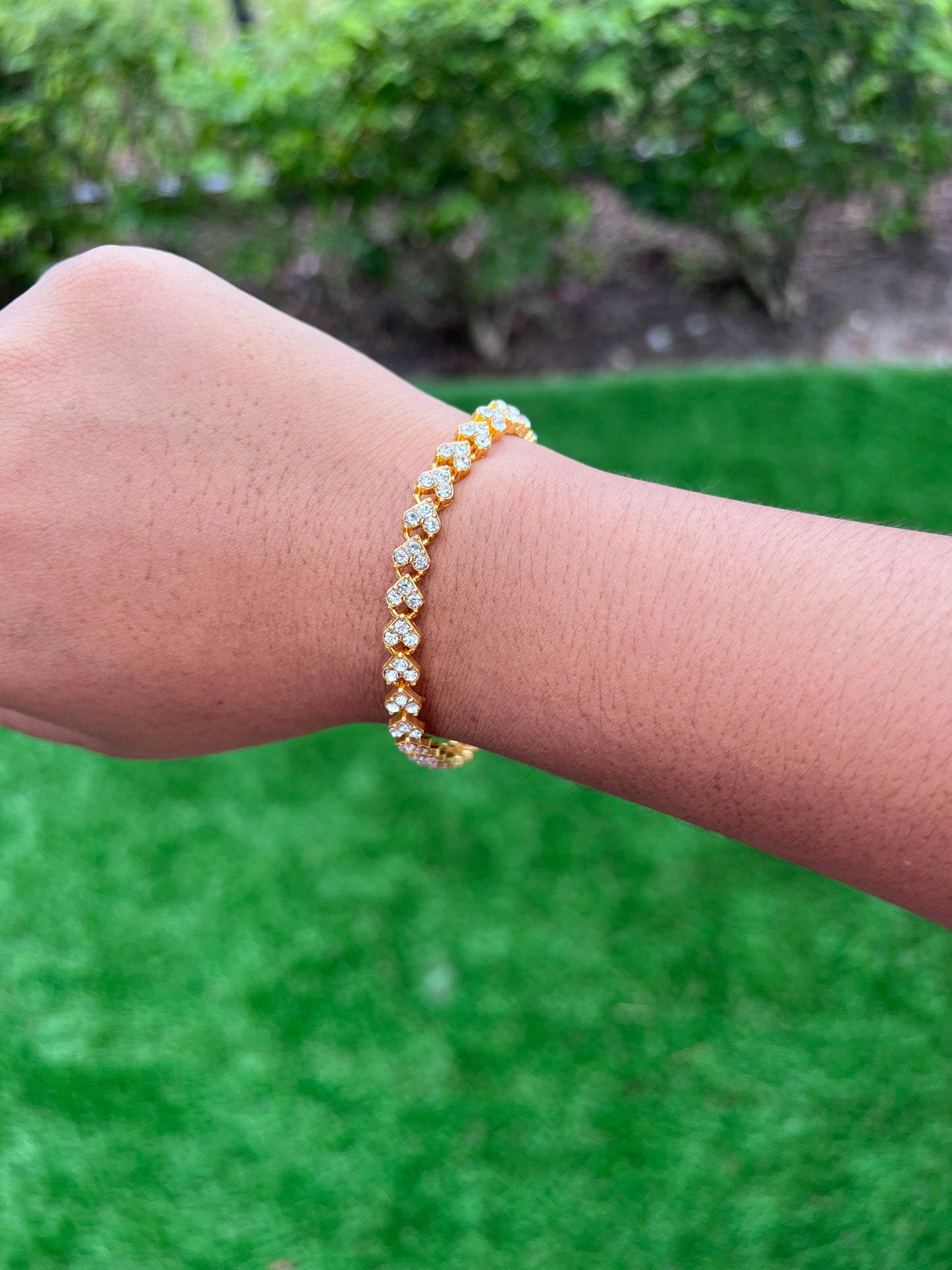 HIGH-QAULITY ๐ Full Heart-Shaped Diamond Simple Crystal Zircon Alloy Bracelet - GOLD๐