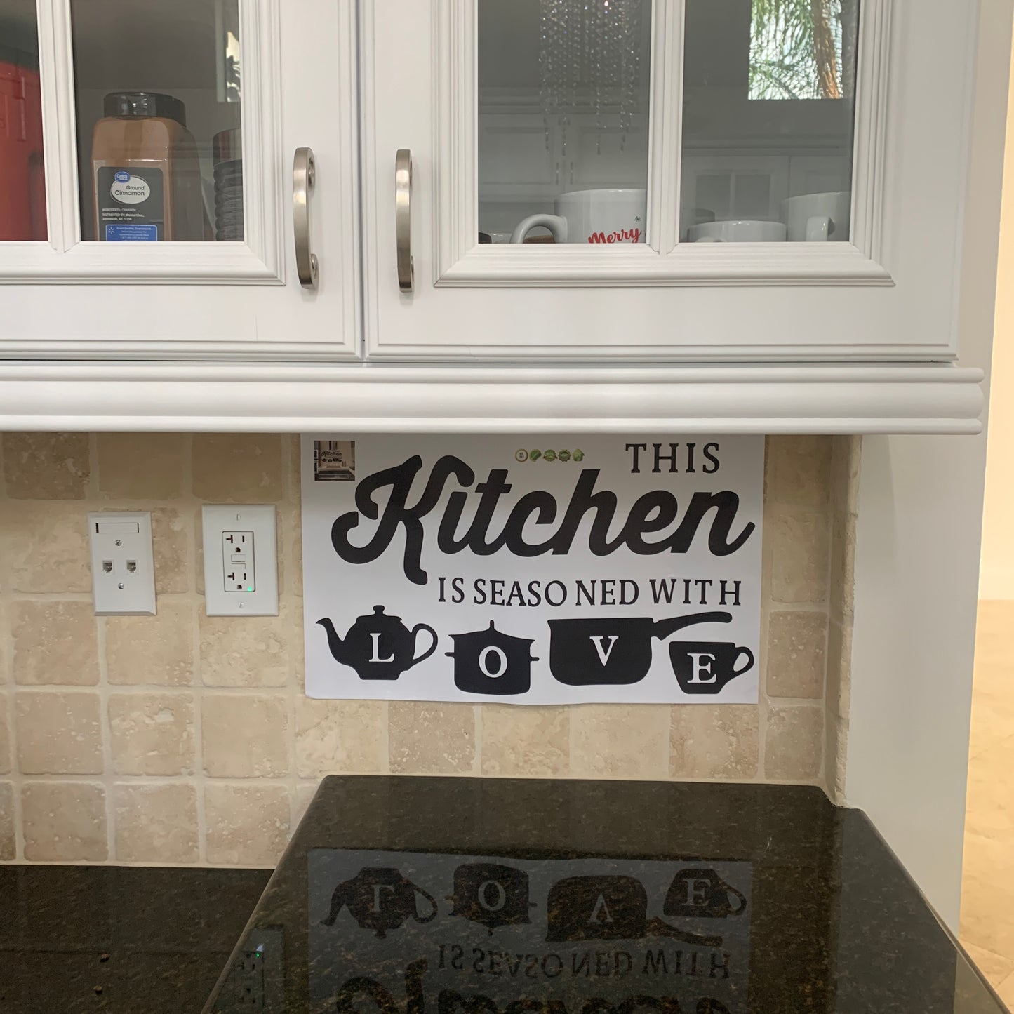 Kitchen Love PVC Wall Sticker – Removable Letter Decal for Kitchen Decor