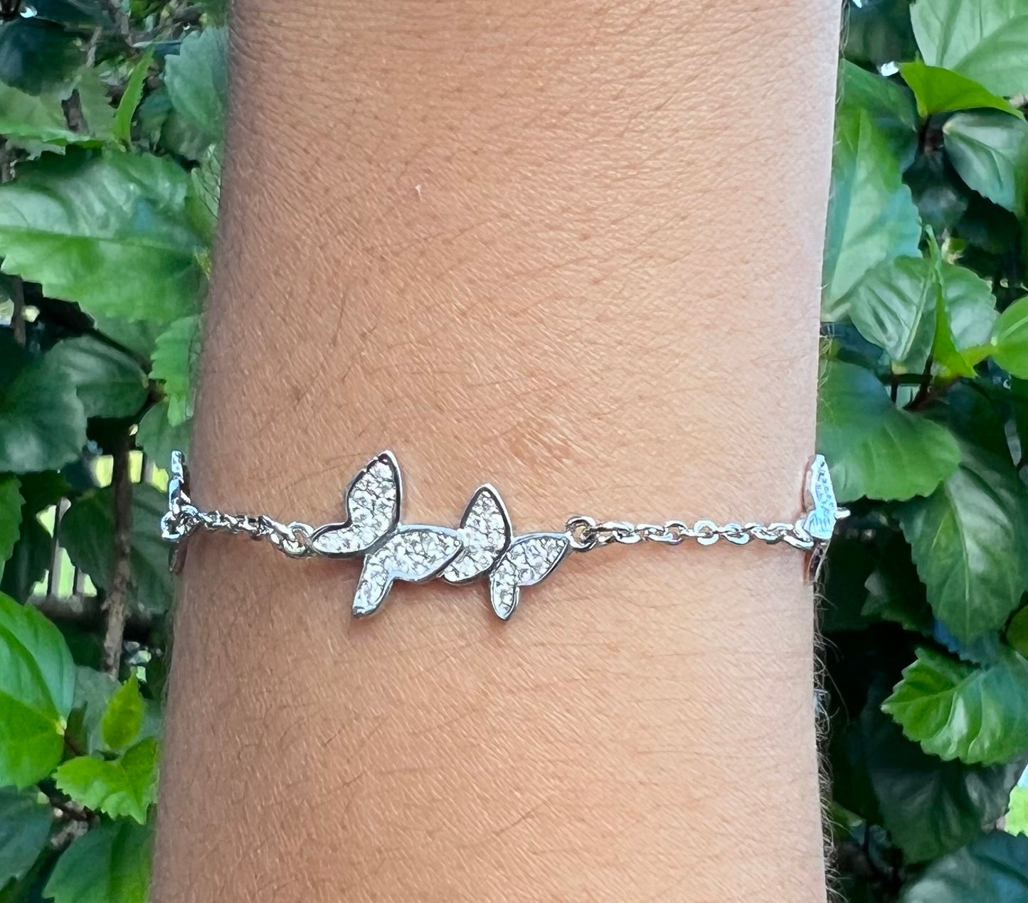 π¦ NEW! Butterfly Charm Pan Style Bracelet β Elegant & Trendy Gift for Women