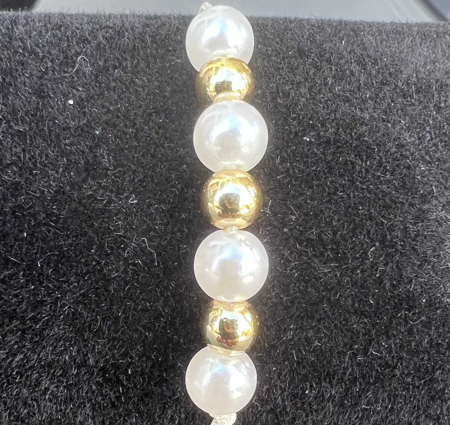 simple adjustable pearl bracelet
