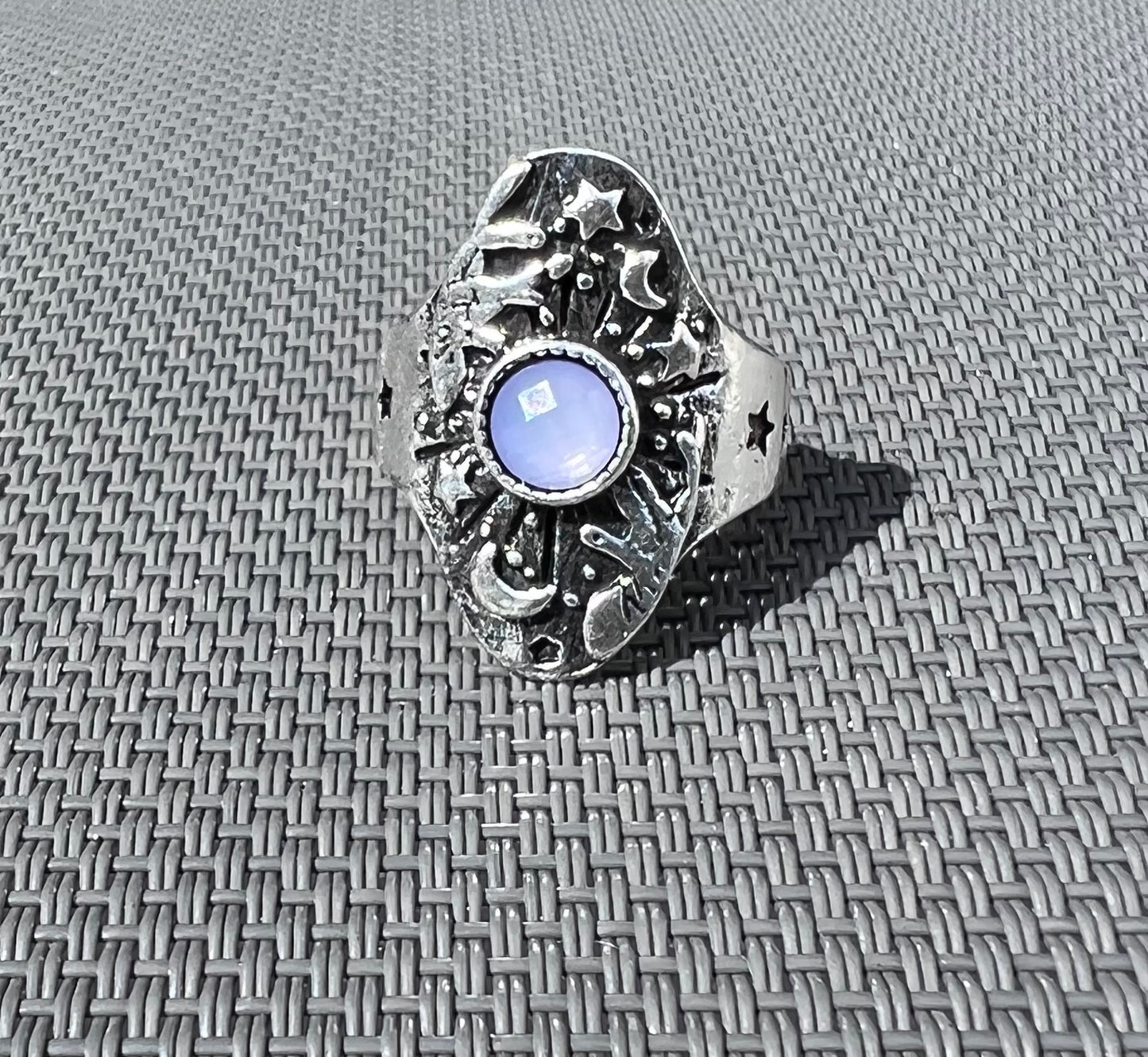 Retro Planet Moonstone Ring – Geometric Cloud Design, Unisex Alloy Jewelry