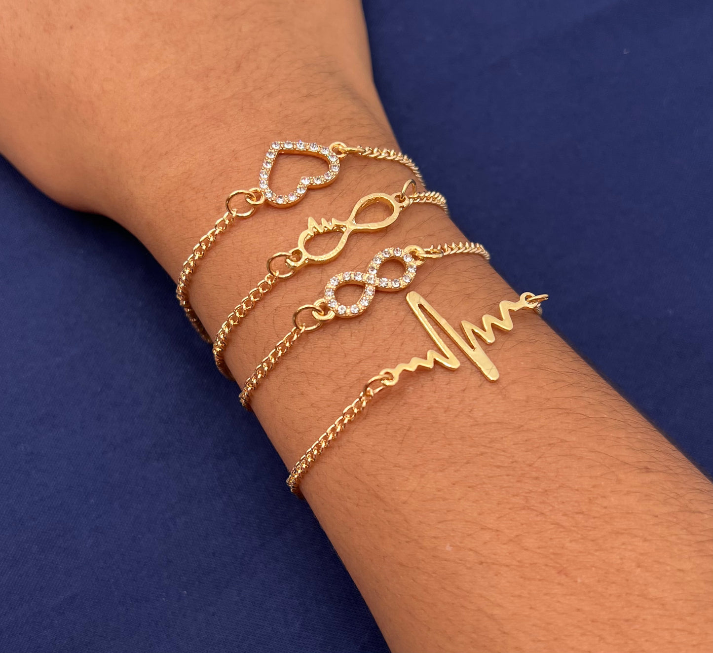 4-Piece Infinity Heart Bracelet Set β Stylish Layered Accessories for Women & Girls