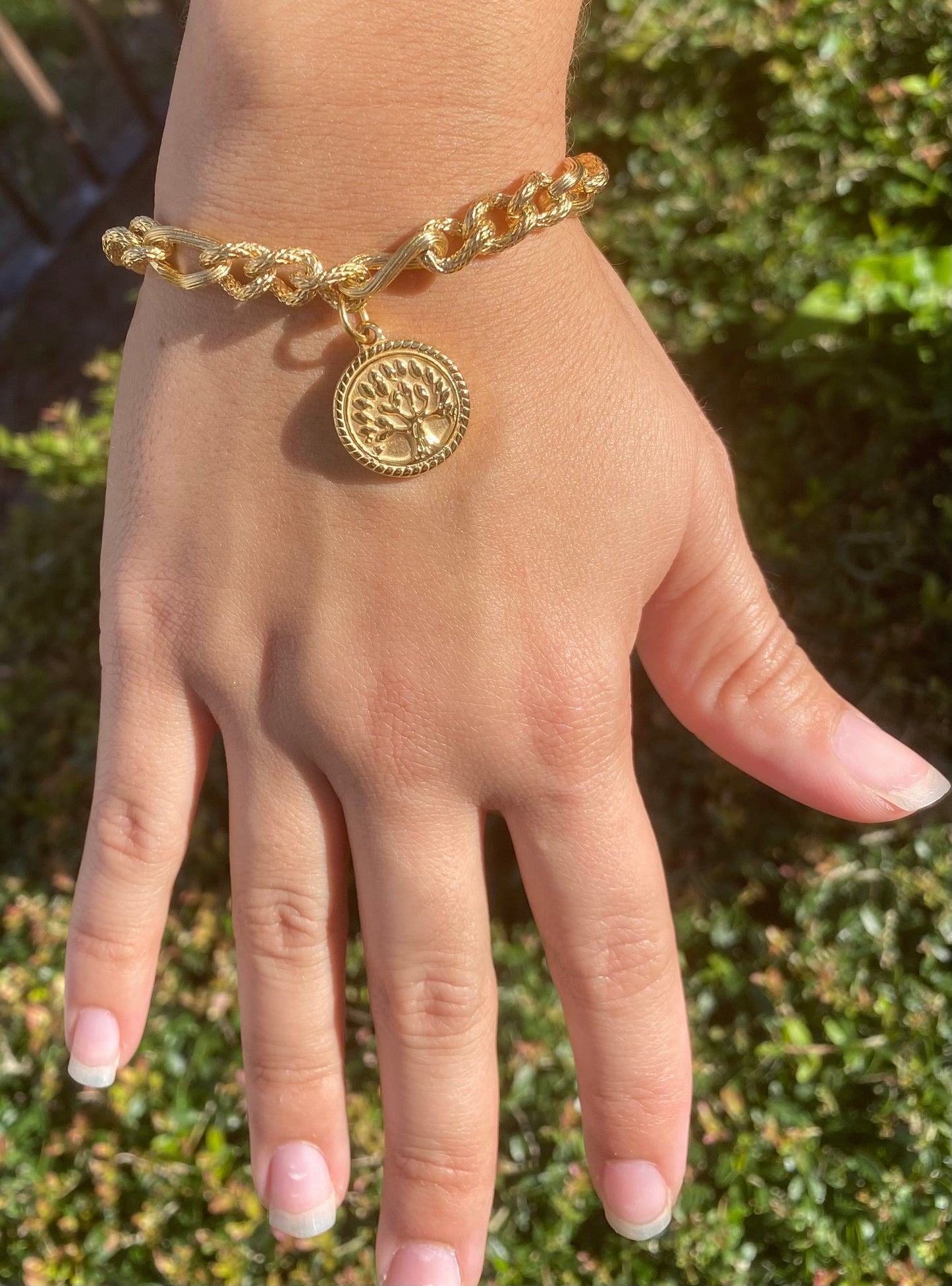 Stainless Steel Tree of Life Bracelet – Round Tag Charm Jewelry for Women