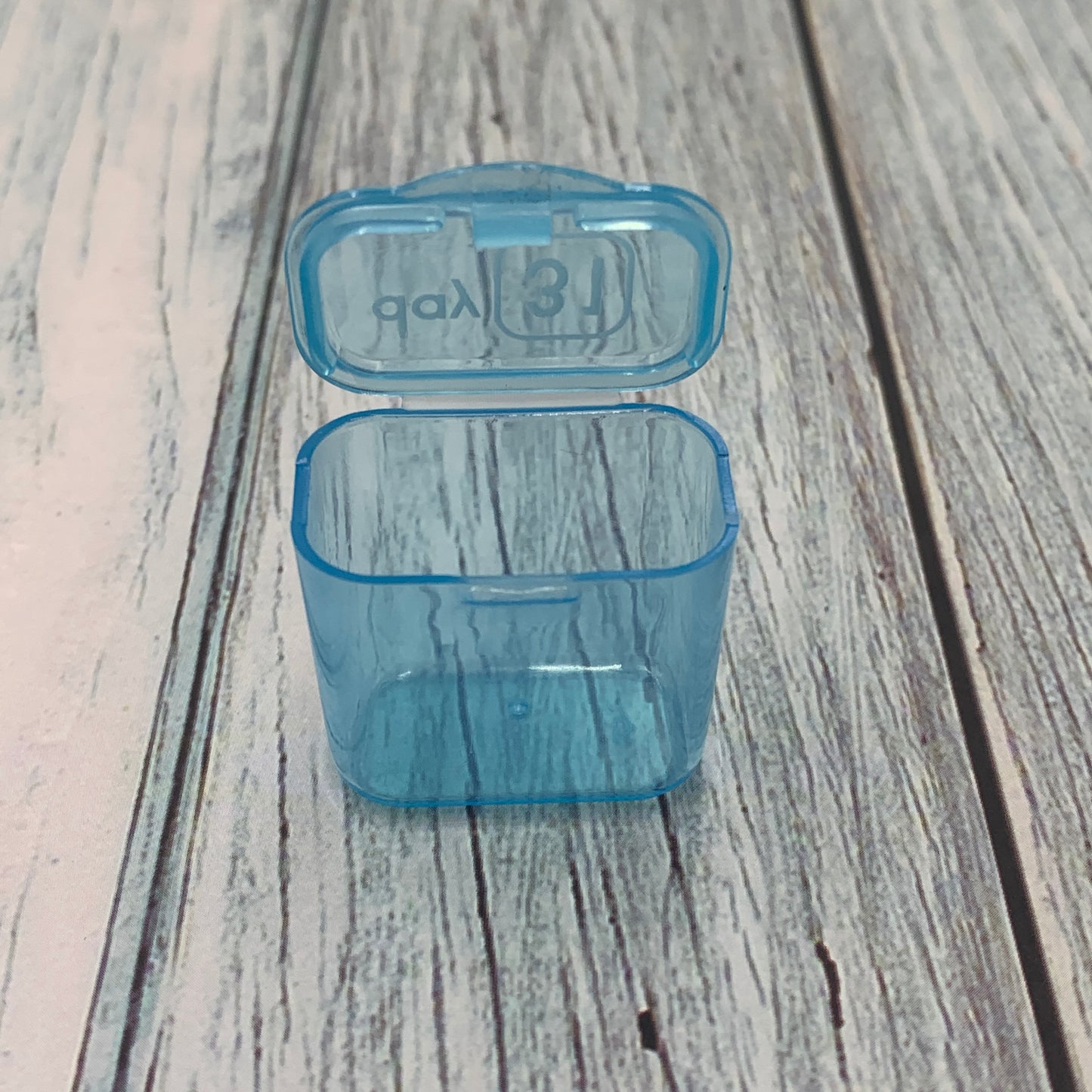 31 Day Monthly Pill Organizer with Removable Daily Pods – BPA-Free Travel Pill Case