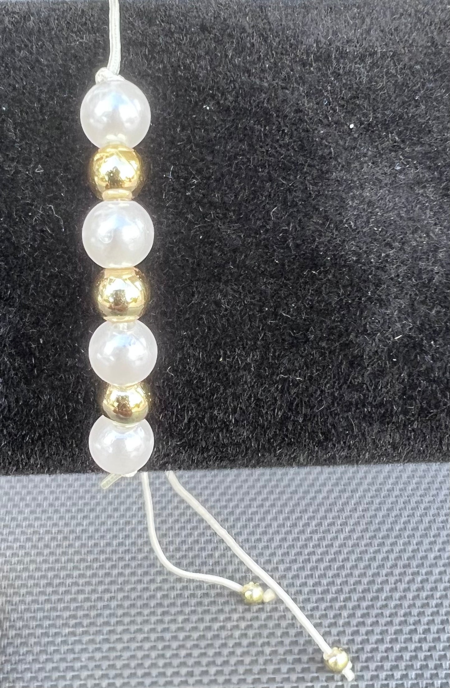 simple adjustable pearl bracelet