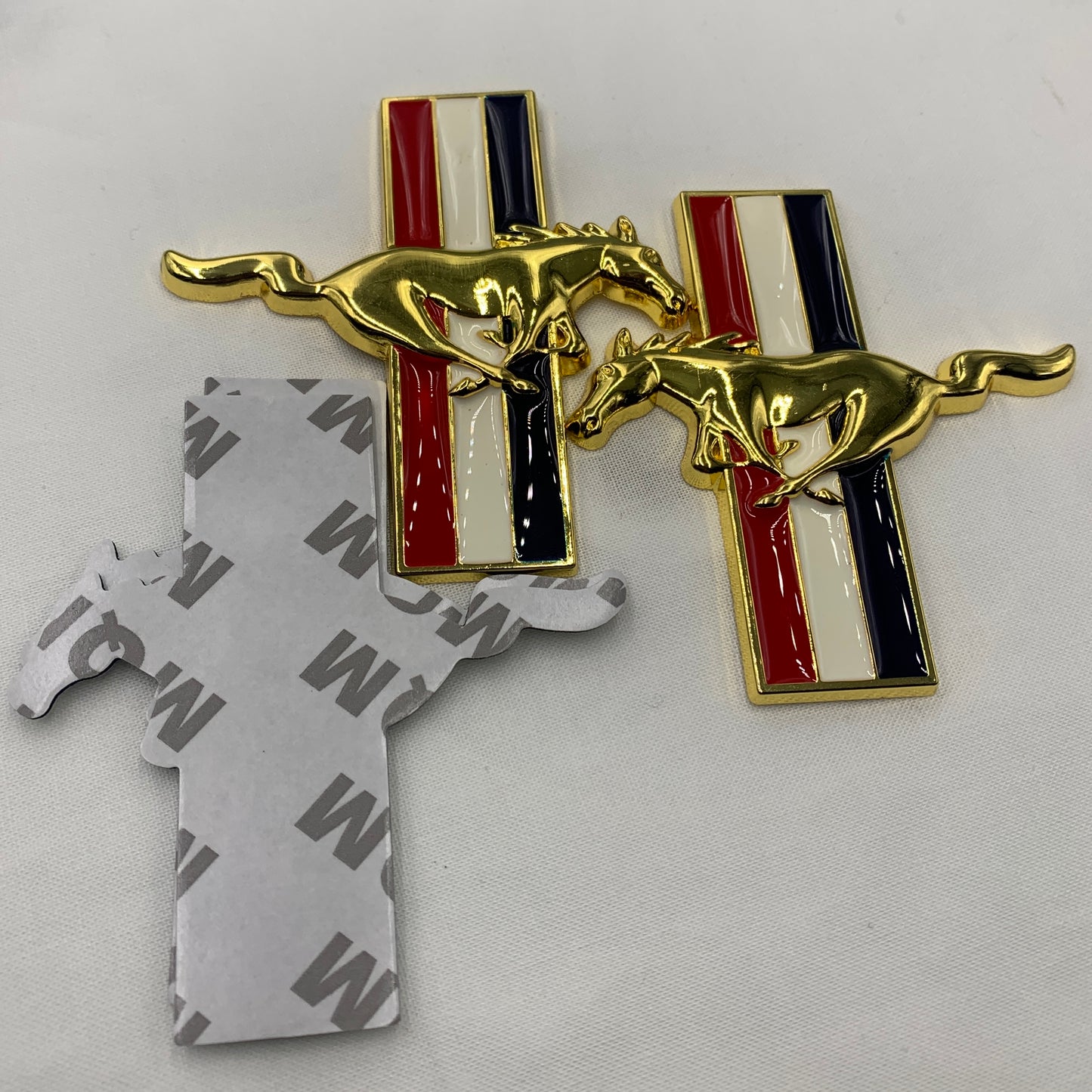 π Gold Horse Car Emblem β Glossy Automotive Badge