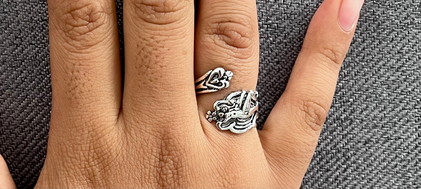 πΈ Silver Hummingbird Spoon Ring β Adjustable Vintage-Inspired Statement Jewelry