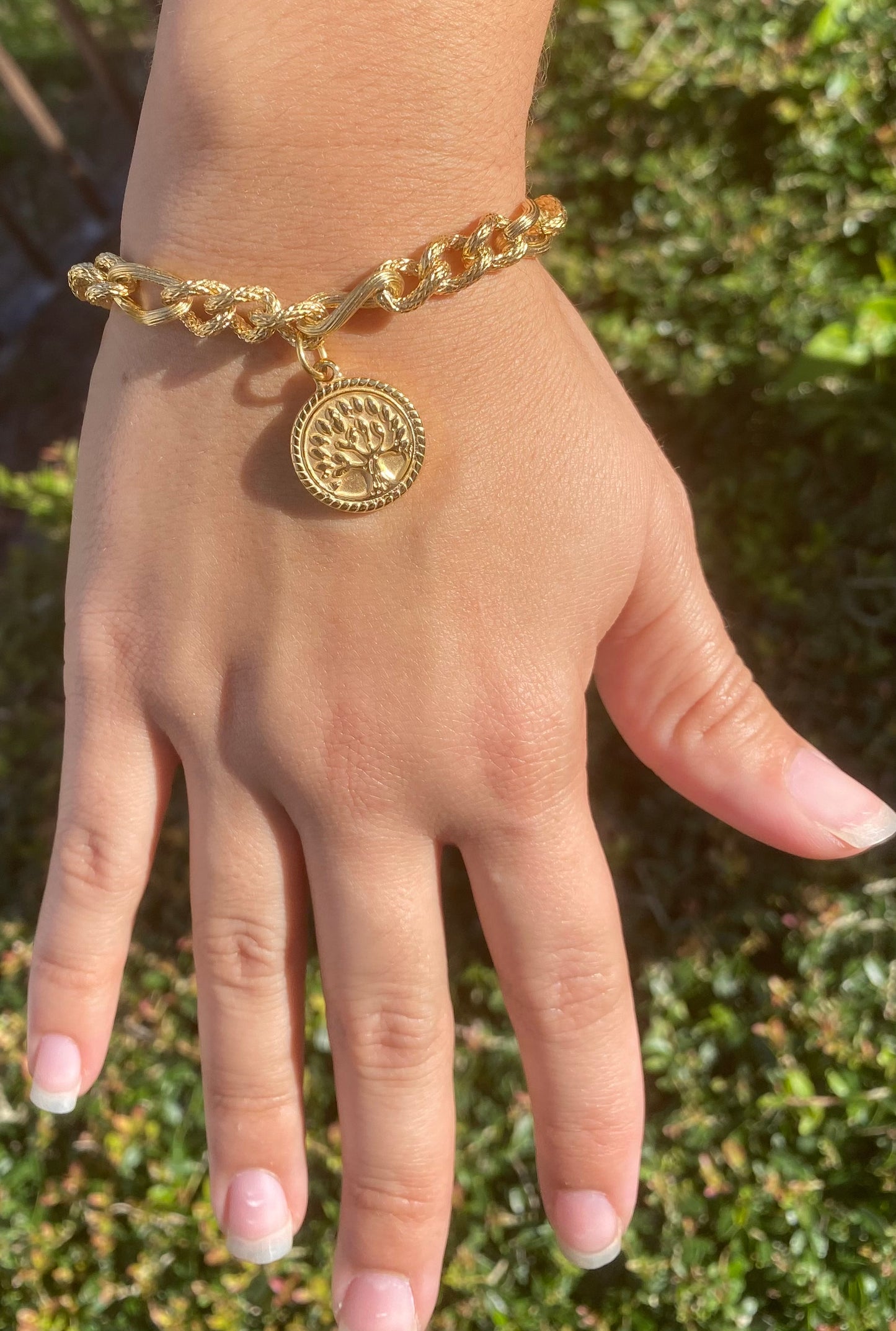 Stainless Steel Tree of Life Bracelet – Round Tag Charm Jewelry for Women