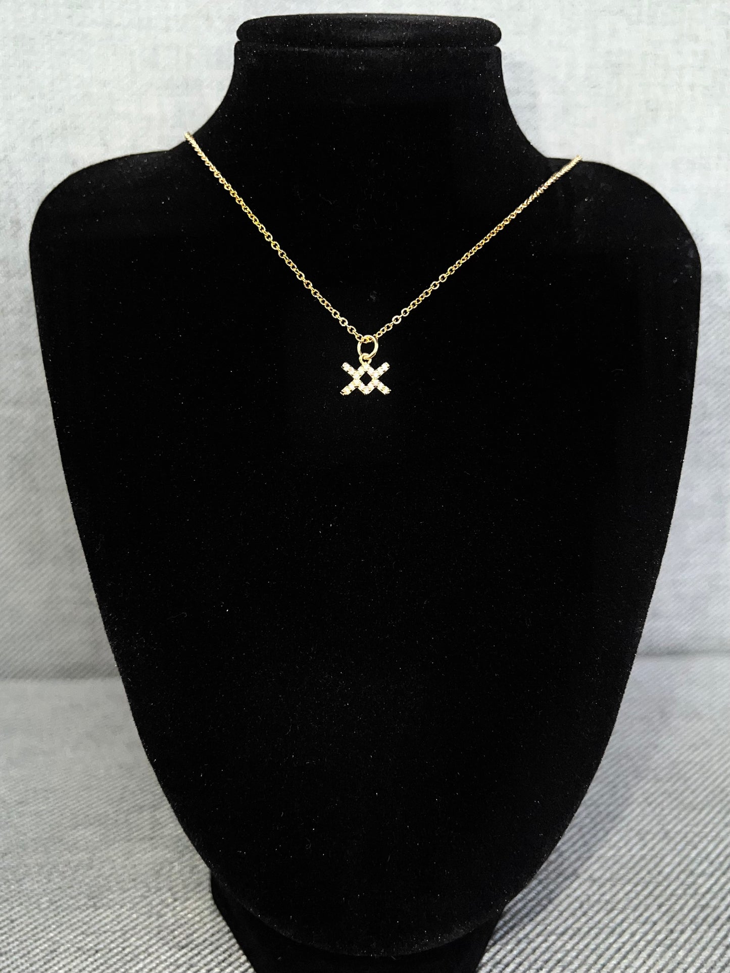 Gold Plated Stainless Steel Aquarius Necklace – Zodiac Sign Pendant for Women & Men