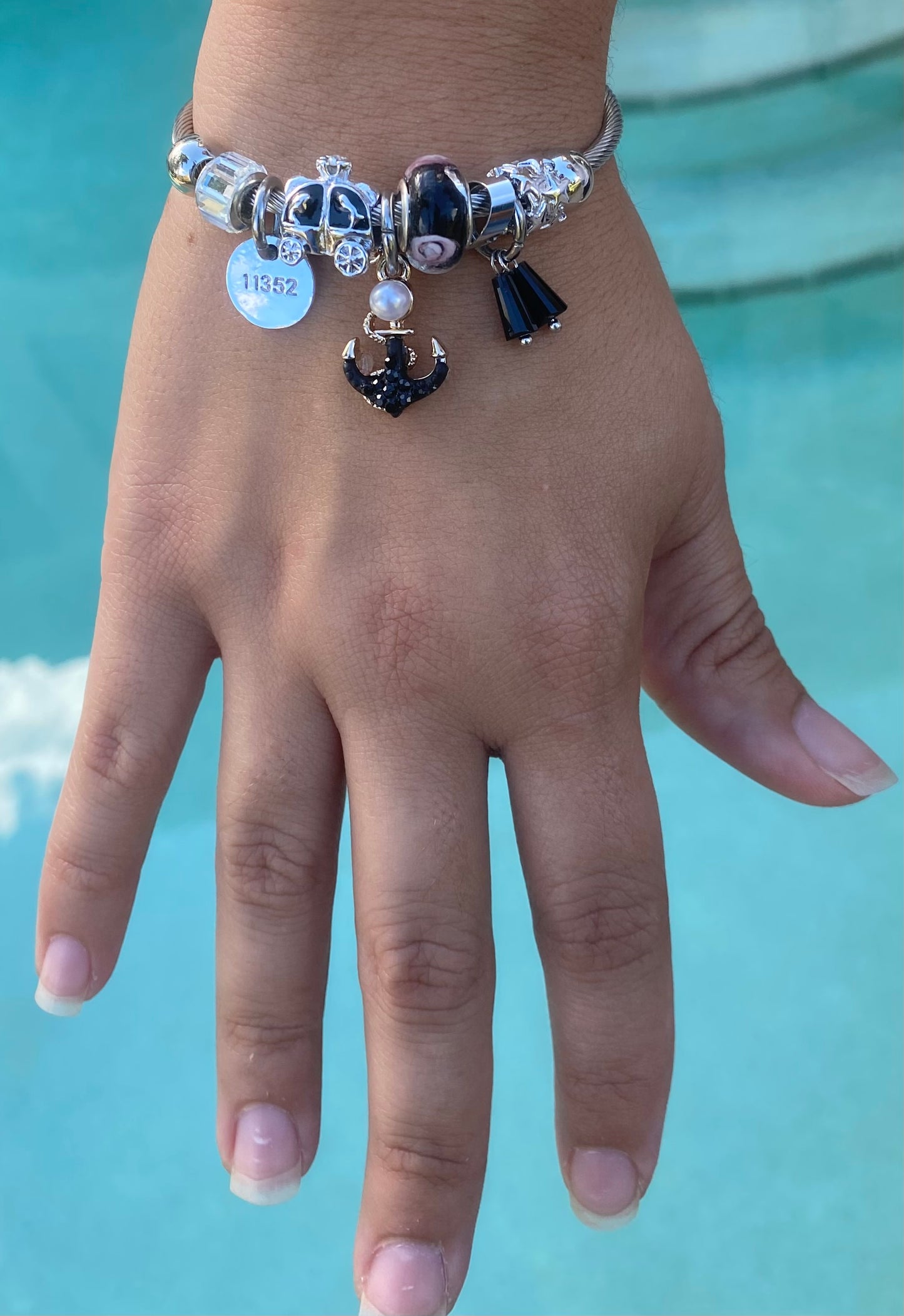 Silver Anchor Charm Bangle Bracelet – Adjustable Alloy Jewelry