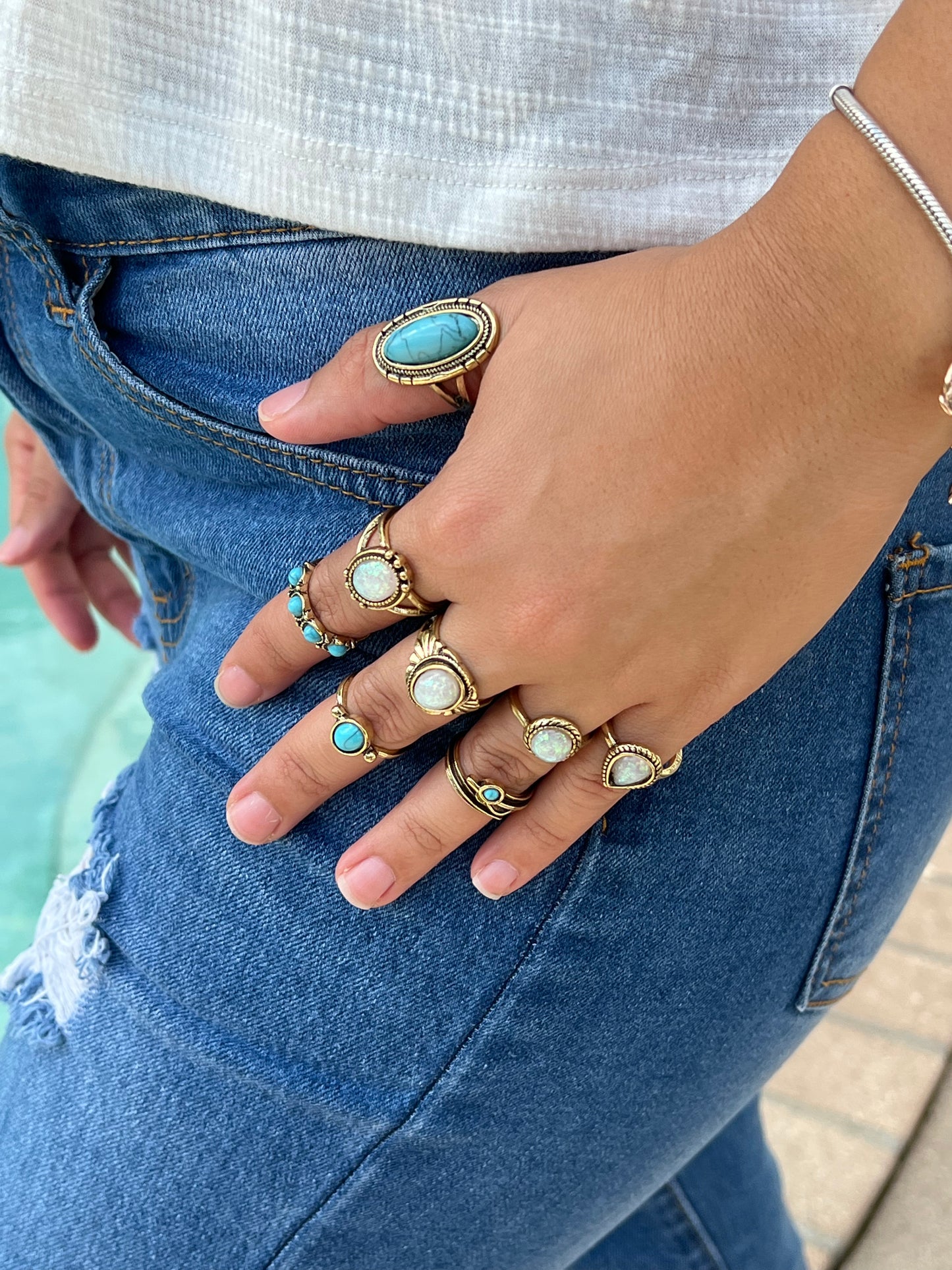 Vintage Alloy Inlaid Turquoise Geometric Ring Set of 8 bronze