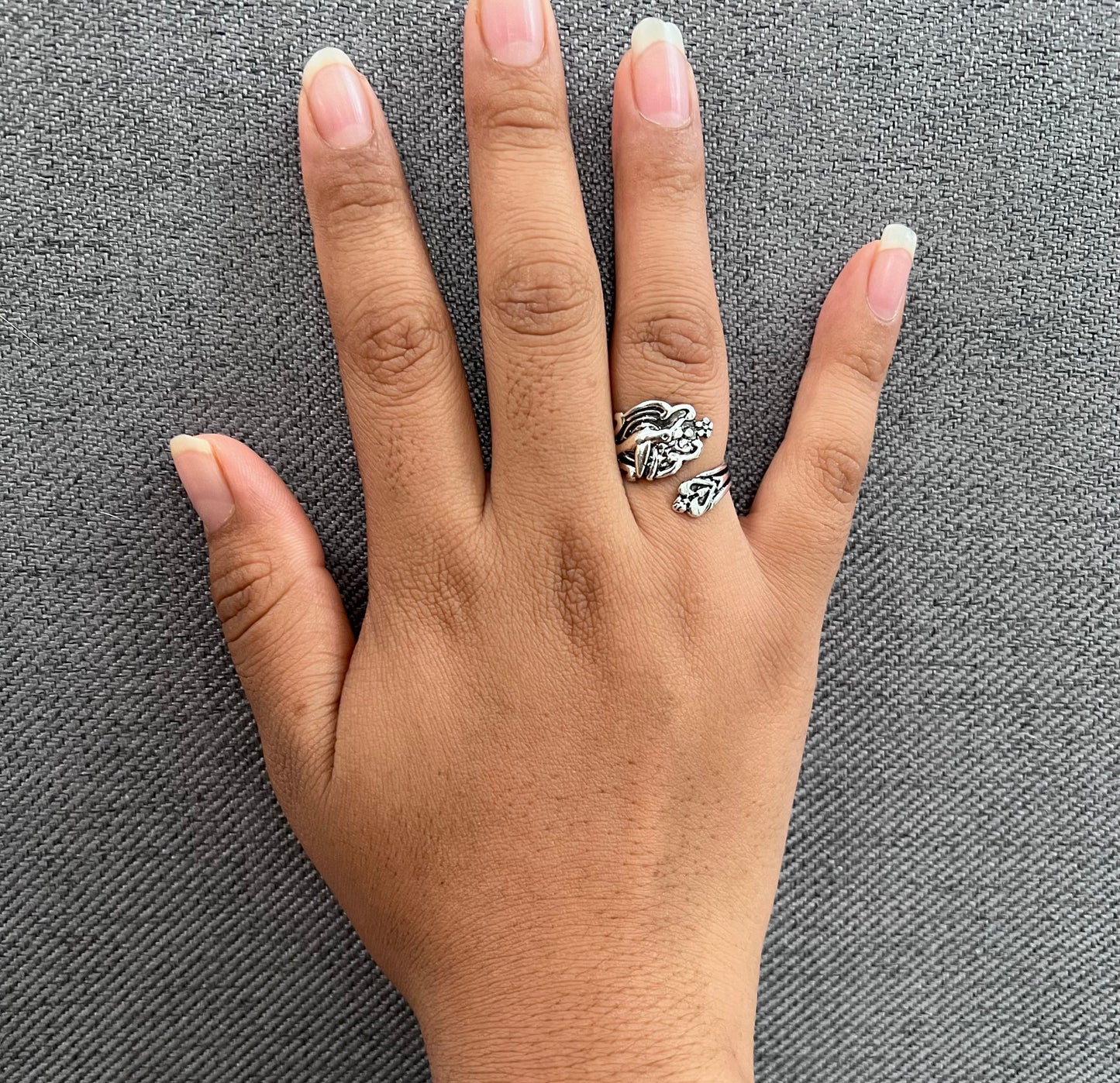 πΈ Silver Hummingbird Spoon Ring β Adjustable Vintage-Inspired Statement Jewelry