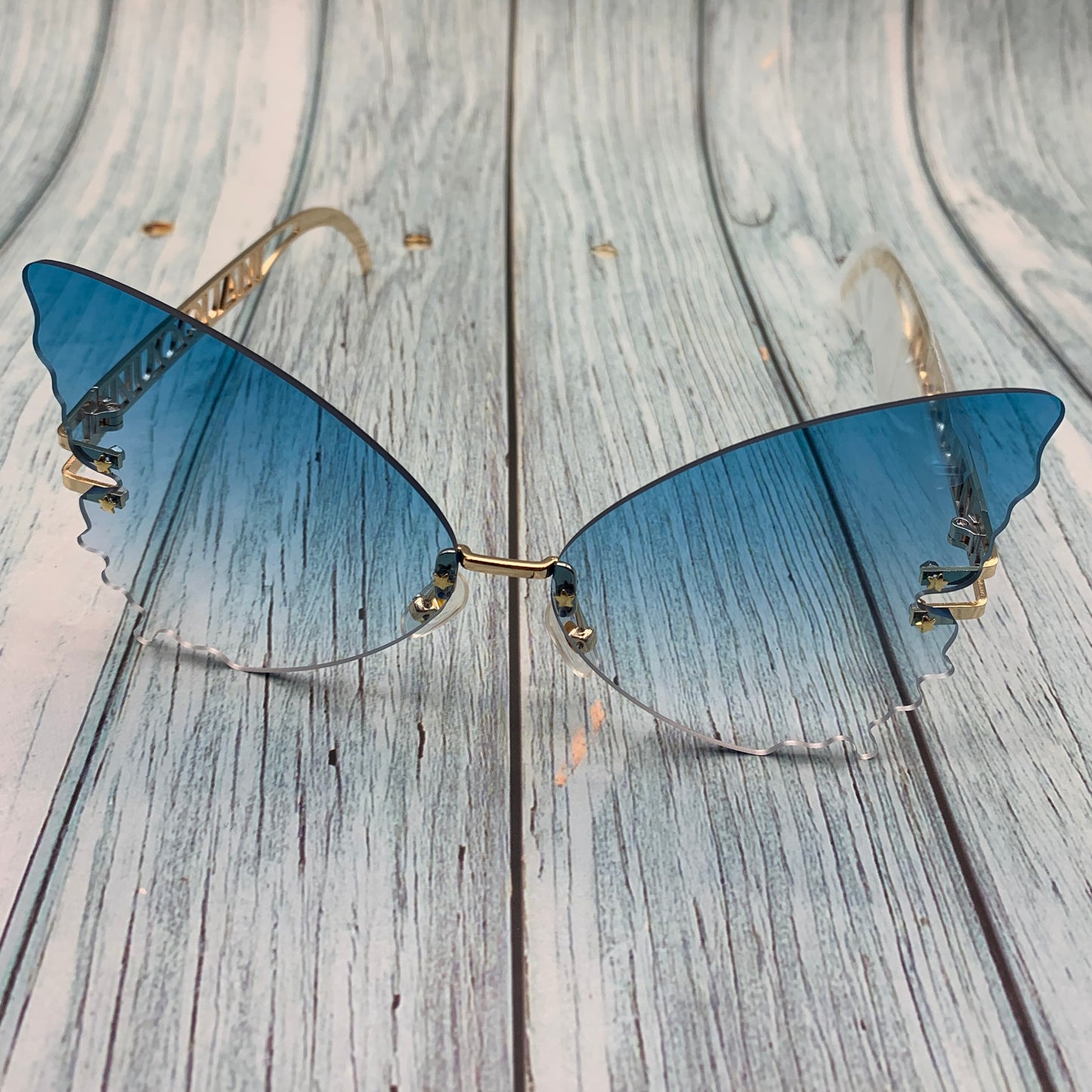 Women’s Butterfly Rhinestone Sunglasses – Frameless UV400 Glam Shades with Gold Metal Frame