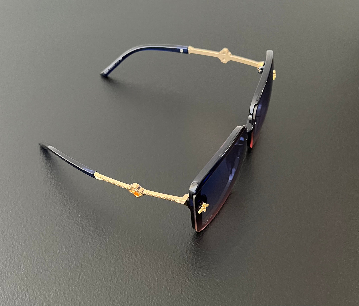 NEW Trend Gradient Photochromic Bee Square Metal New Fashion Retro Sunglasses - Blue