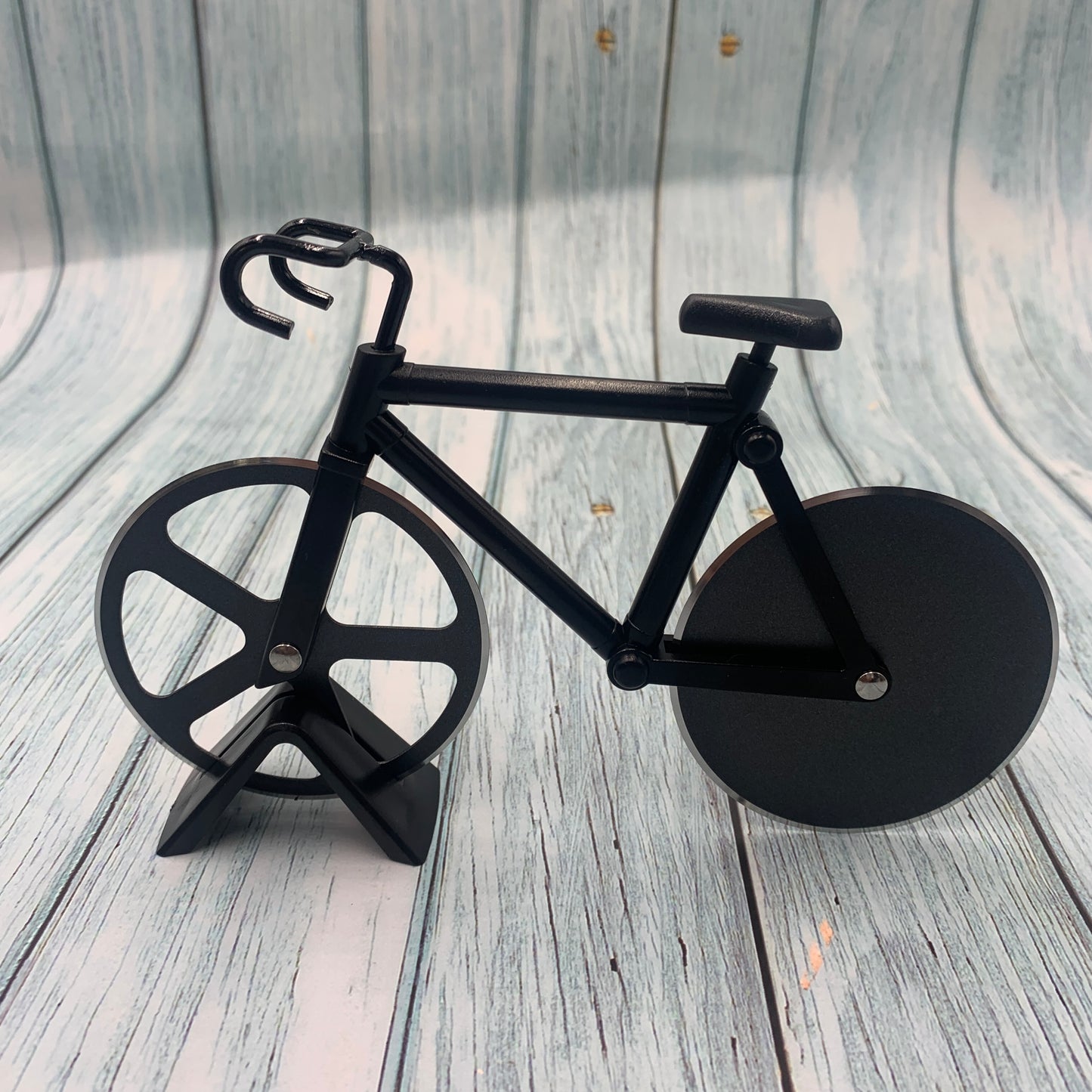 Bicycle Pizza Cutter Wheel - Funny Gifts for Cyclists - Bike Pizza Cutter - LIMITED STOCK!