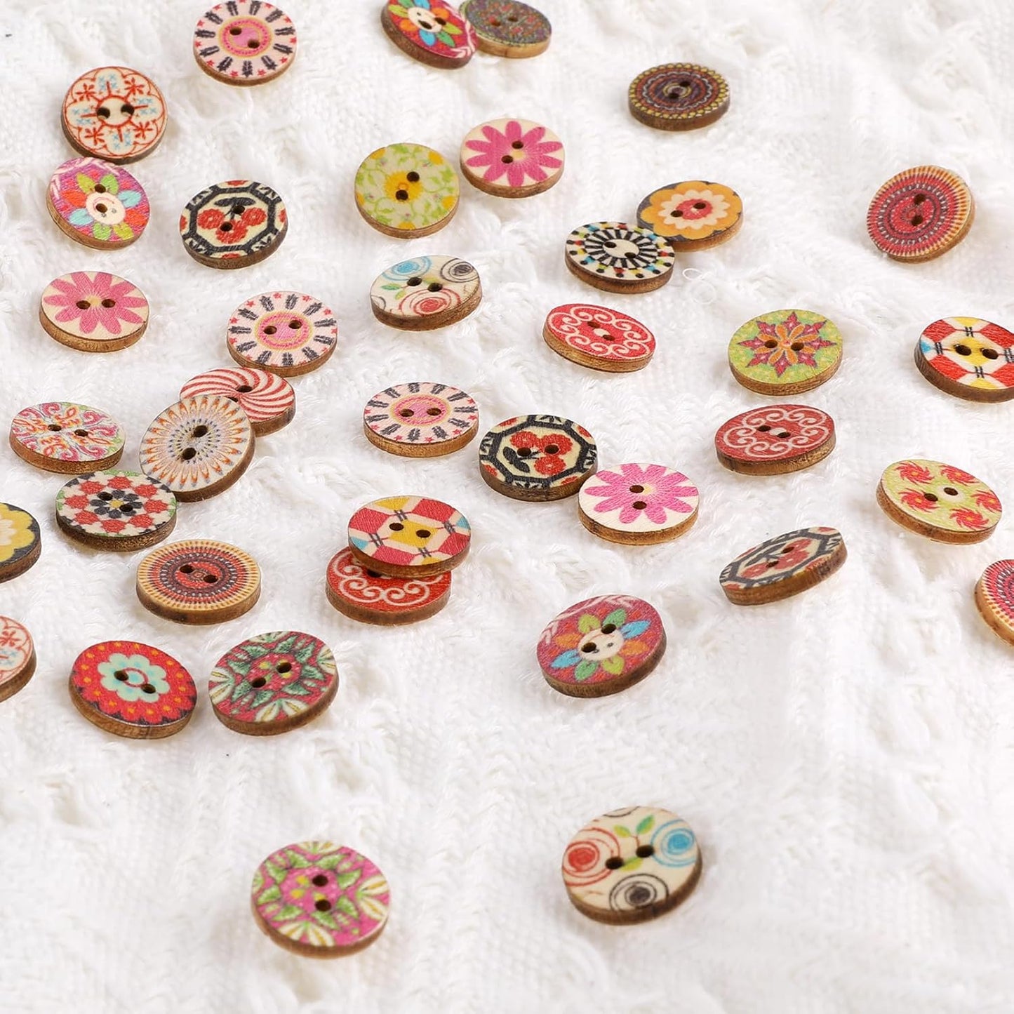🌼 100pcs 25mm Boho Flower Wooden Buttons – 2-Hole Mixed Designs for Sewing, Scrapbooking & DIY Crafts