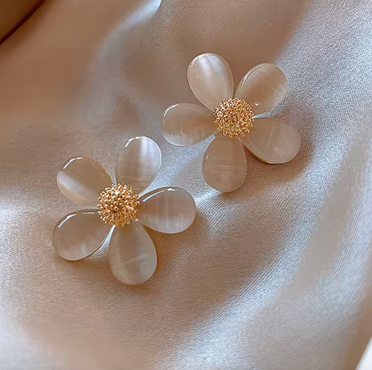 Korean Fashion Opal Flower Earrings – Sweet OL Style