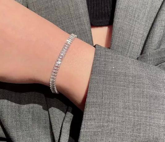 Elegant Zircon Geometric Bracelet – Timeless Korean Style Sparkle for Every Occasion