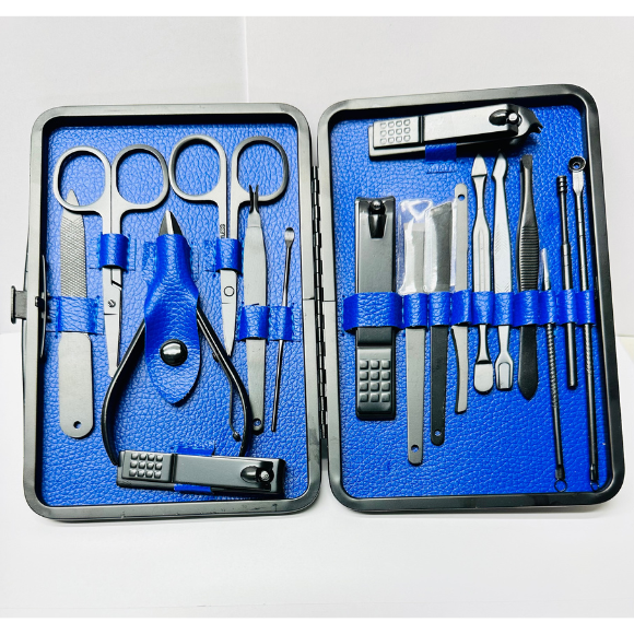 18-in-1 Stainless Steel Pedicure Manicure Set – Professional Grooming Kit with Travel Case for Men & Women