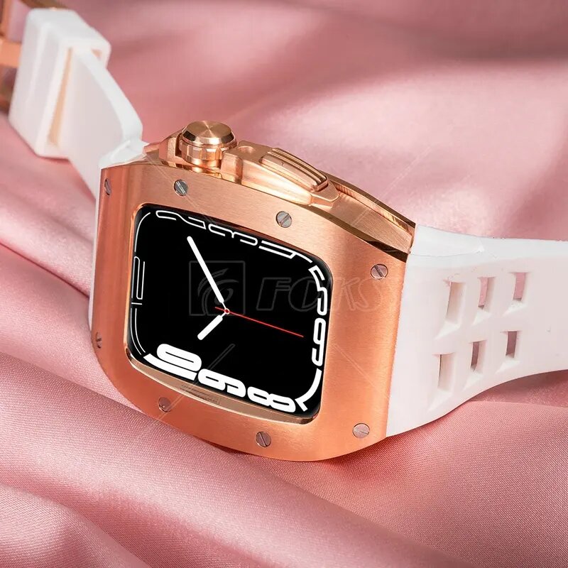 45mm Gold & White Silicone Watch Band + Case for Apple Watch Series 7/8