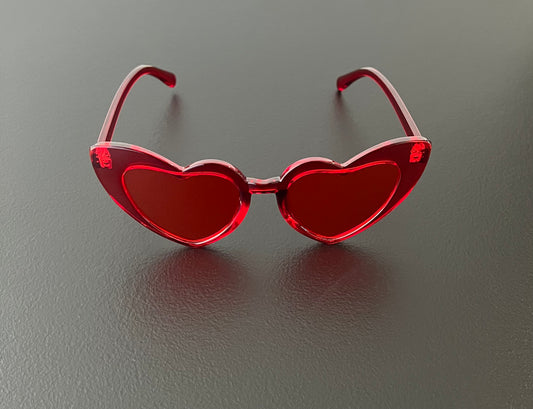 Red Heart-Shaped Sunglasses for Women – Oversized Fashion Statement Shades