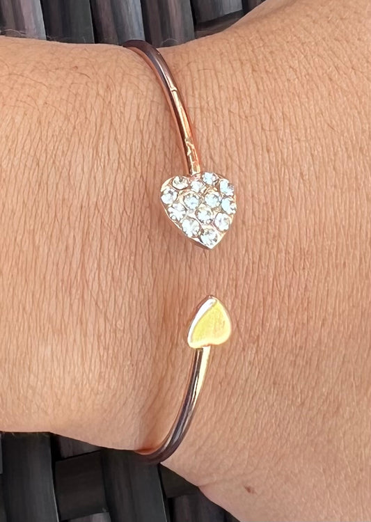 ✨ Gold-Plated Heart-Shaped Love Bracelet – Full Diamond Sparkle | Elegant Gift for Her